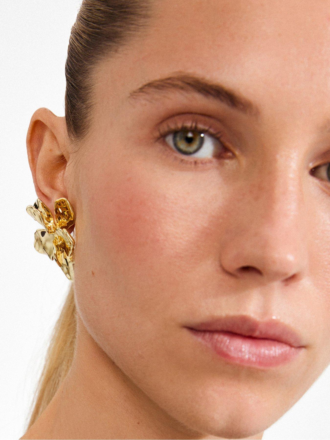 pilgrim-halen-earrings-gold-platedstillFront