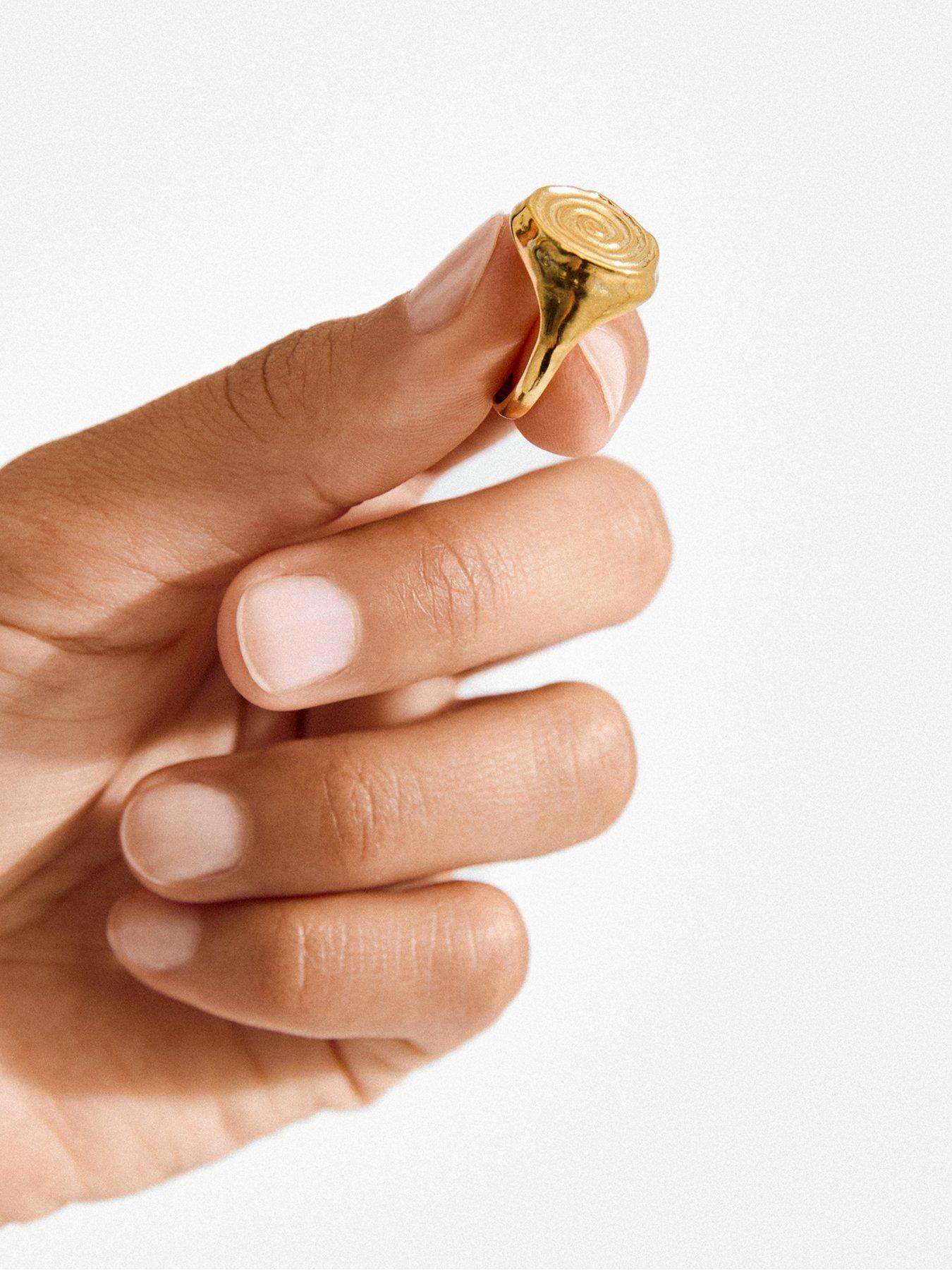 pilgrim-air-ring-gold-platedoutfit