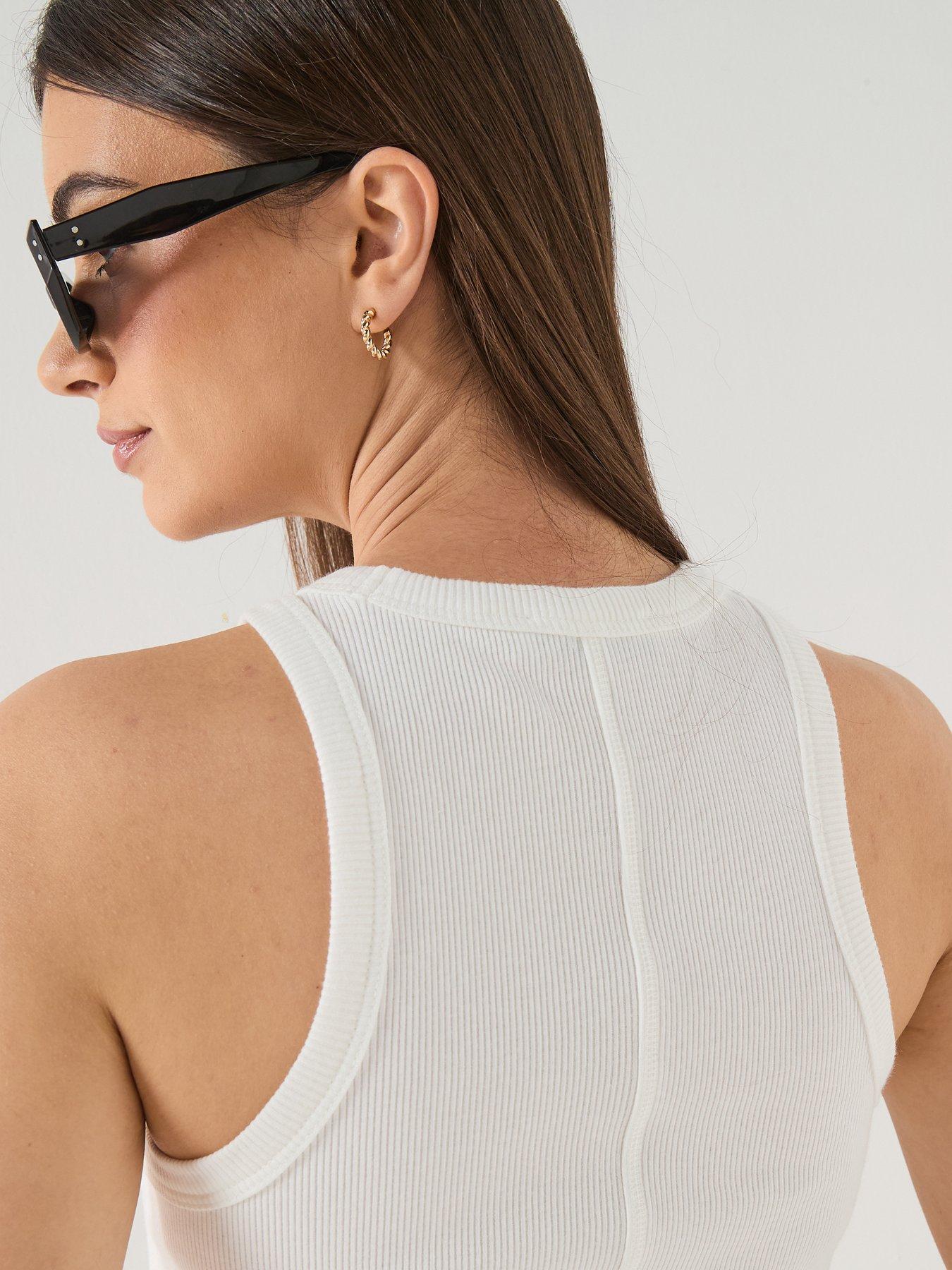 lacoste-logo-vest-whitedetail