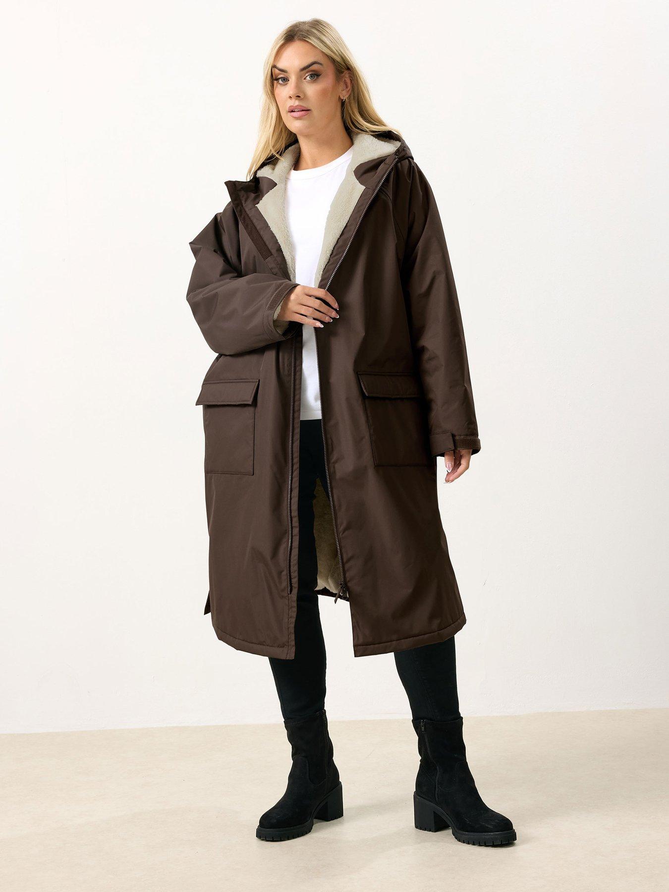 Image 1 of 4 of Yours Curve Waterproof Changing Robe