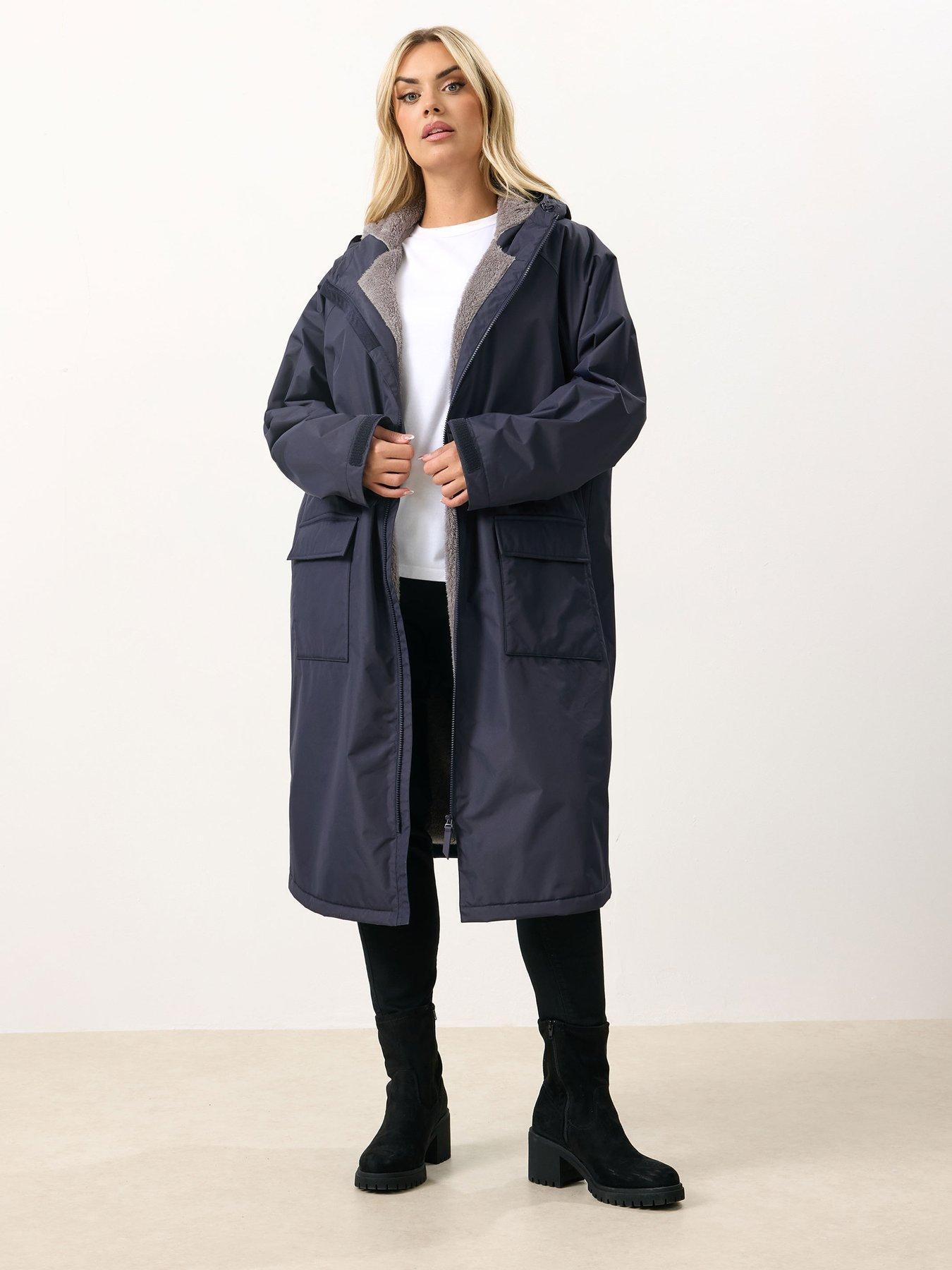 Image 1 of 5 of Yours Curve Waterproof Changing Robe