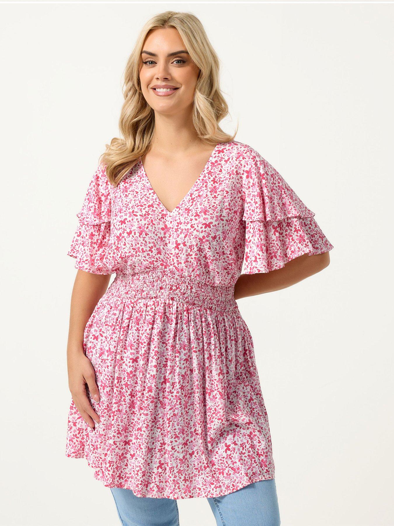 Image 1 of 5 of Yours Curve Ditsy Flutter Sleeve Top