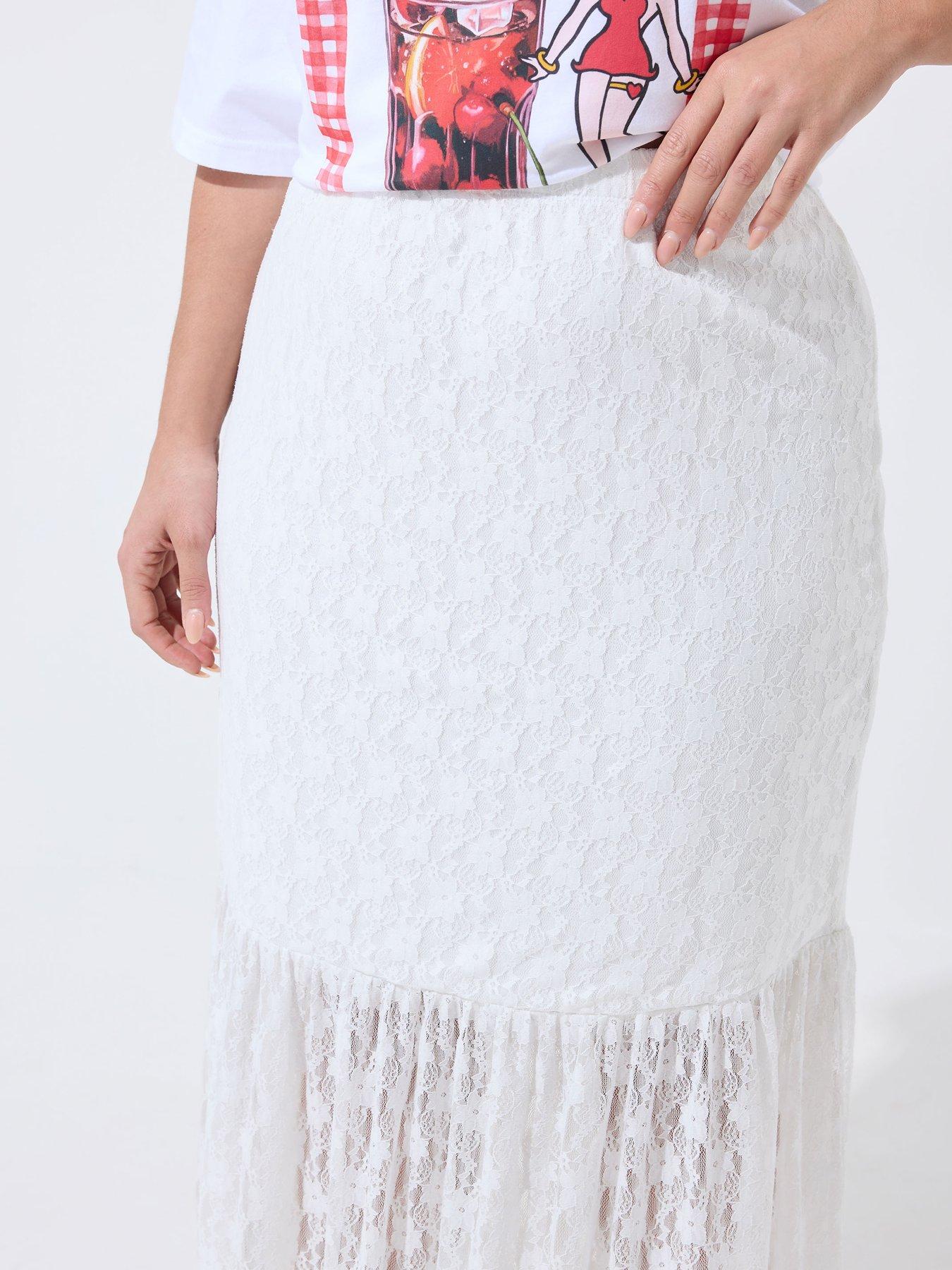 Image 5 of 6 of Yours Curve Lace Skirt