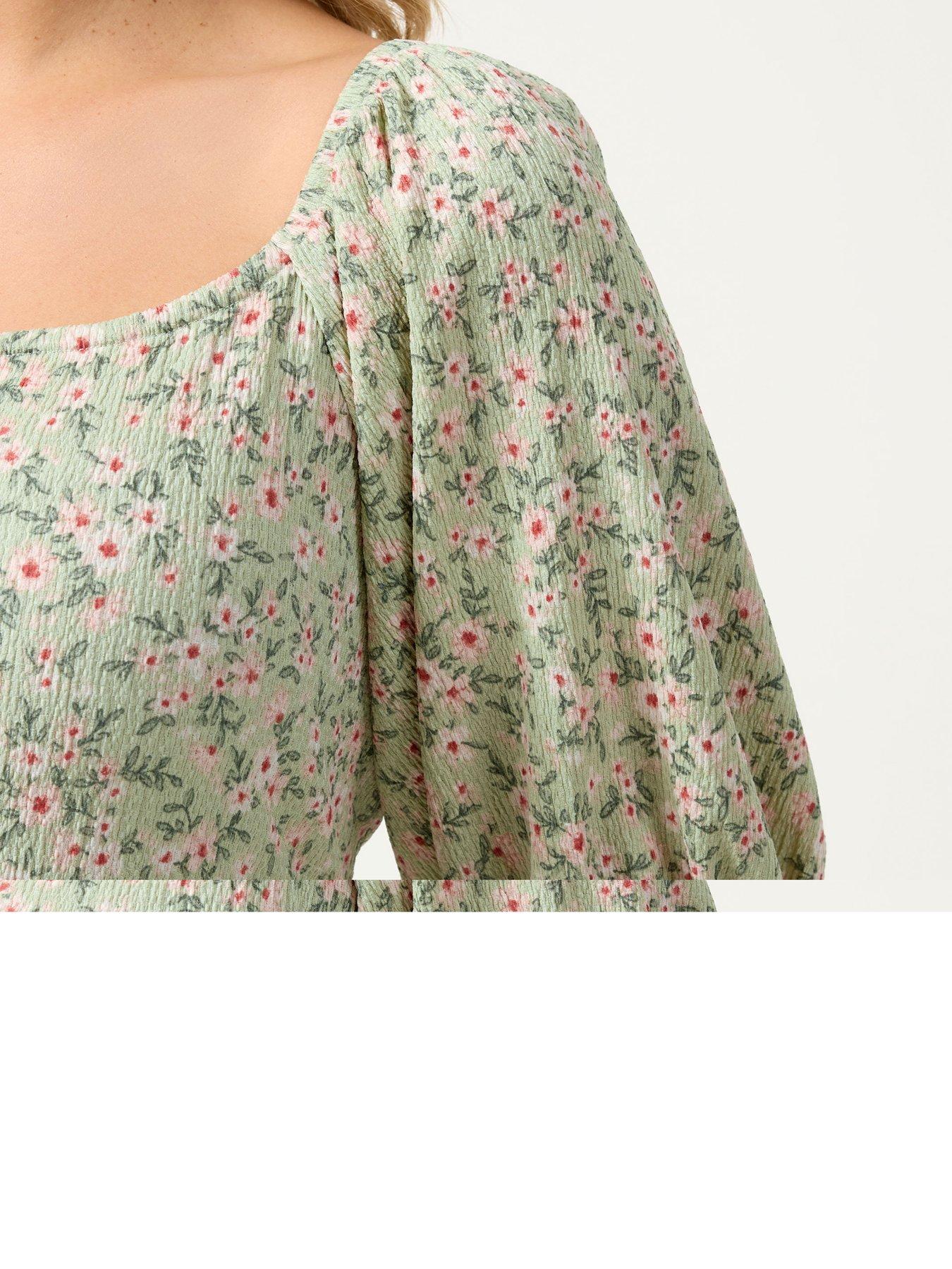 yours-curve-milkmaid-texture-t-shirtoutfit