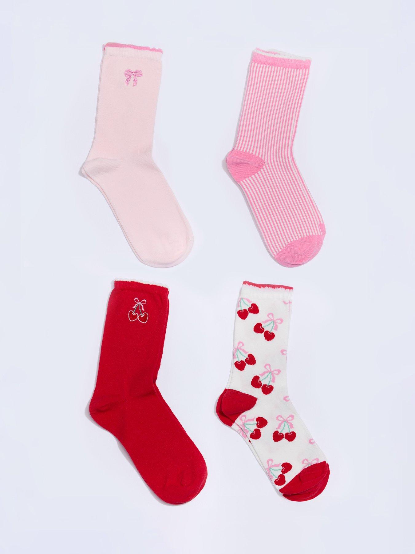 boux-avenue-boux-avenue-cherry-amp-hearts-4pk-gift-box-red-mix