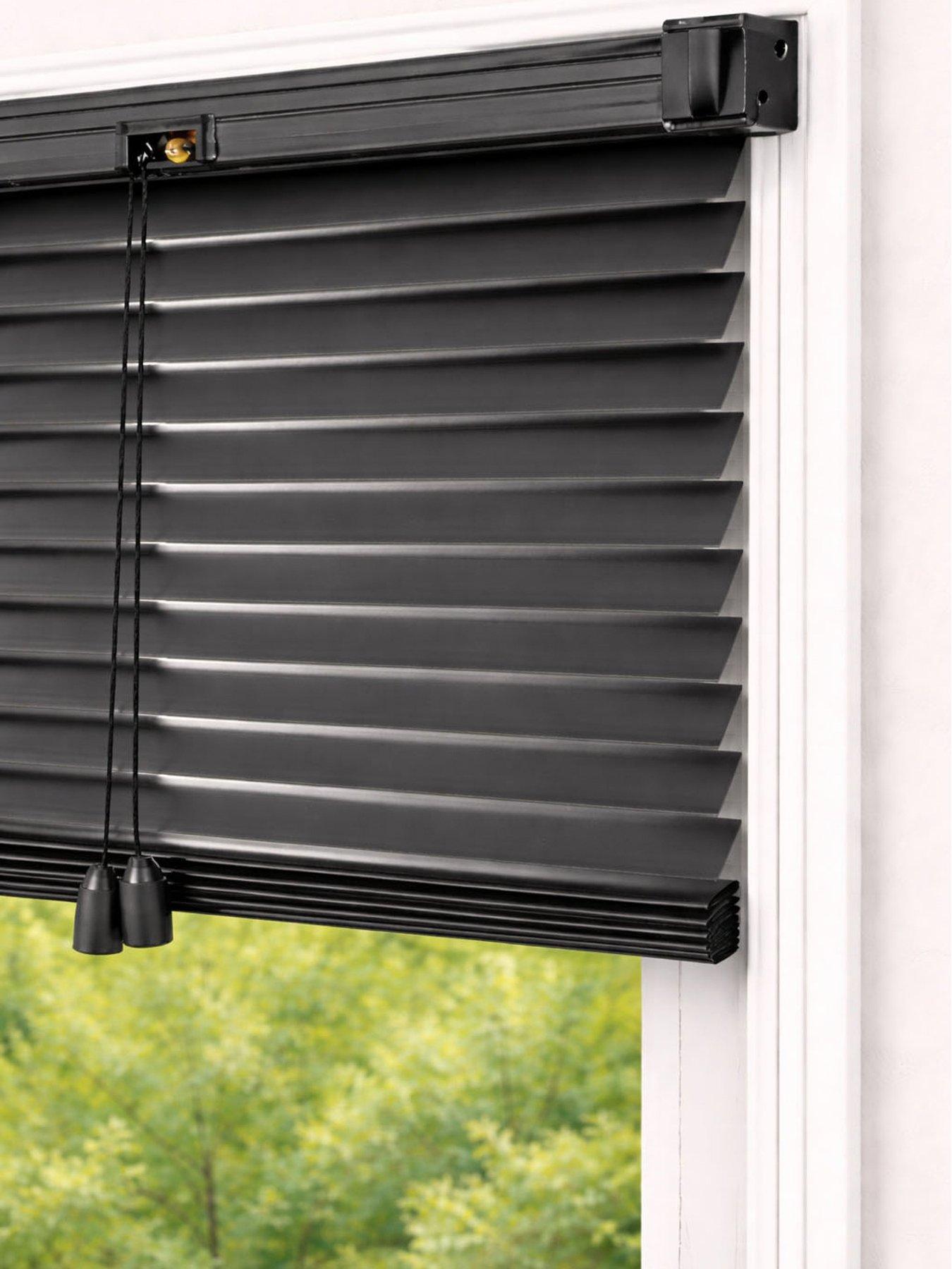 the-very-collection-pvc-venetian-blinds-60x160