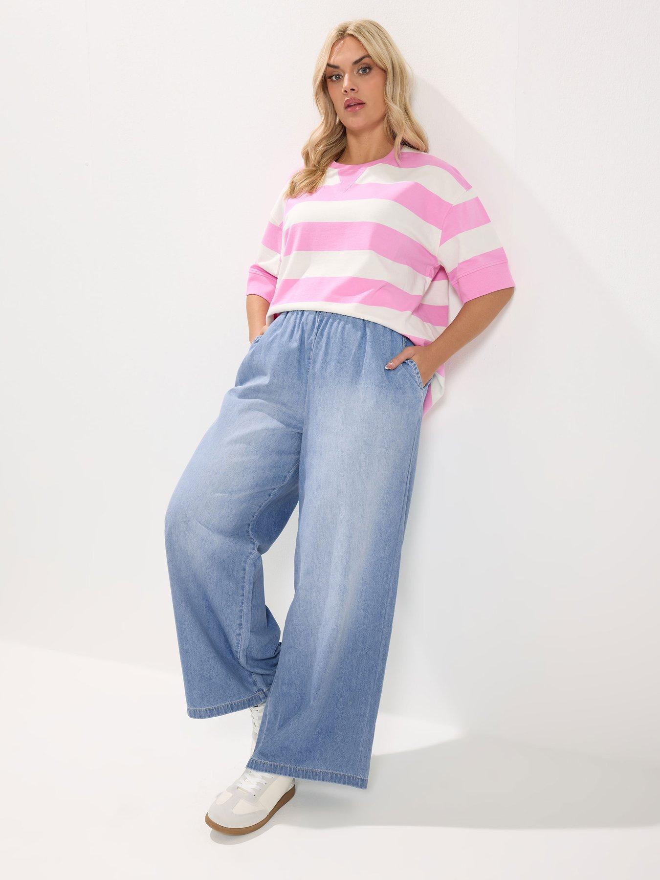 Image 3 of 5 of Yours Curve Pull On Wide Leg Jean 28"