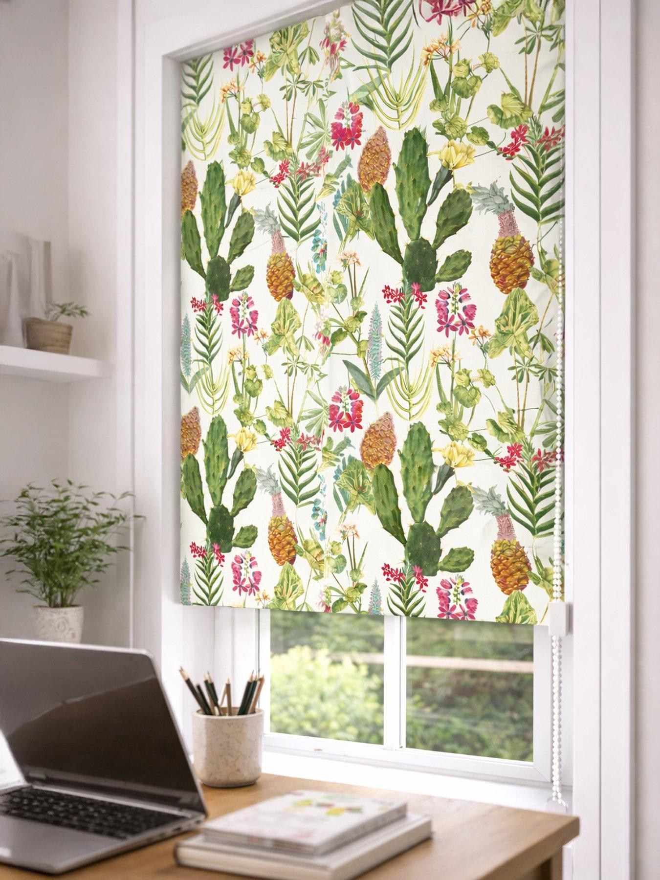 the-very-collection-tropical-plants-roller-blind-180x160outfit