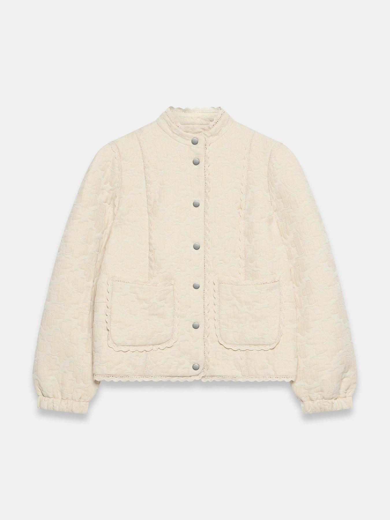 mint-velvet-cream-floral-quilted-jacket-ivorydetail