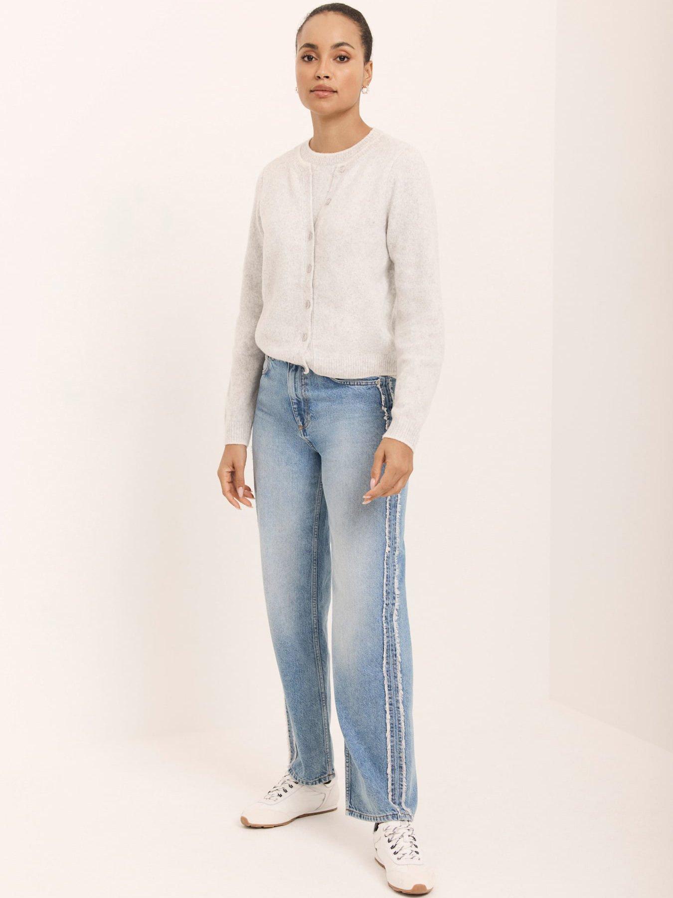 mint-velvet-relaxed-boyfriend-side-trim-jeans-light-indigo-washdetail