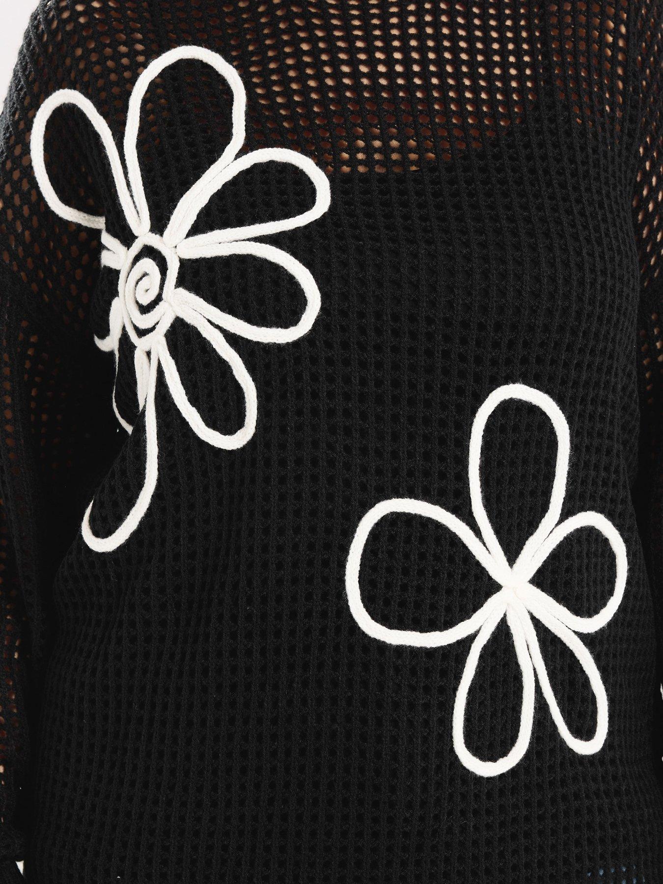yours-curve-floral-jumperoutfit