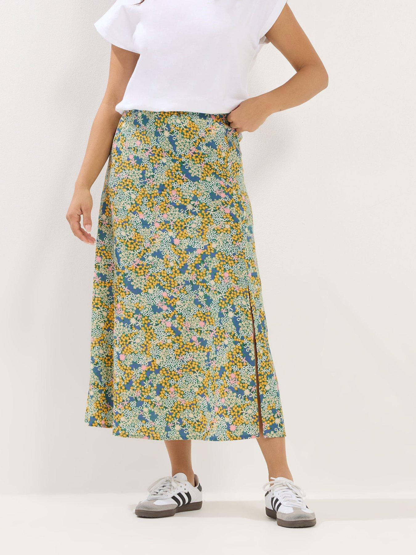 pixiegirl-petite-ditsy-midaxi-skirt-greenfront