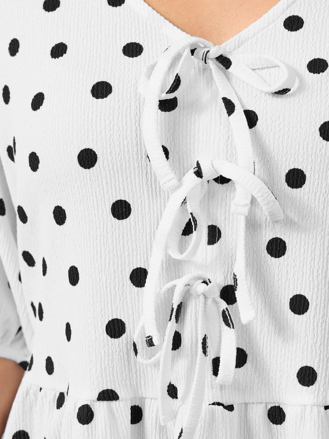 yours-curve-bow-front-polka-dot-peplum-t-shirtoutfit
