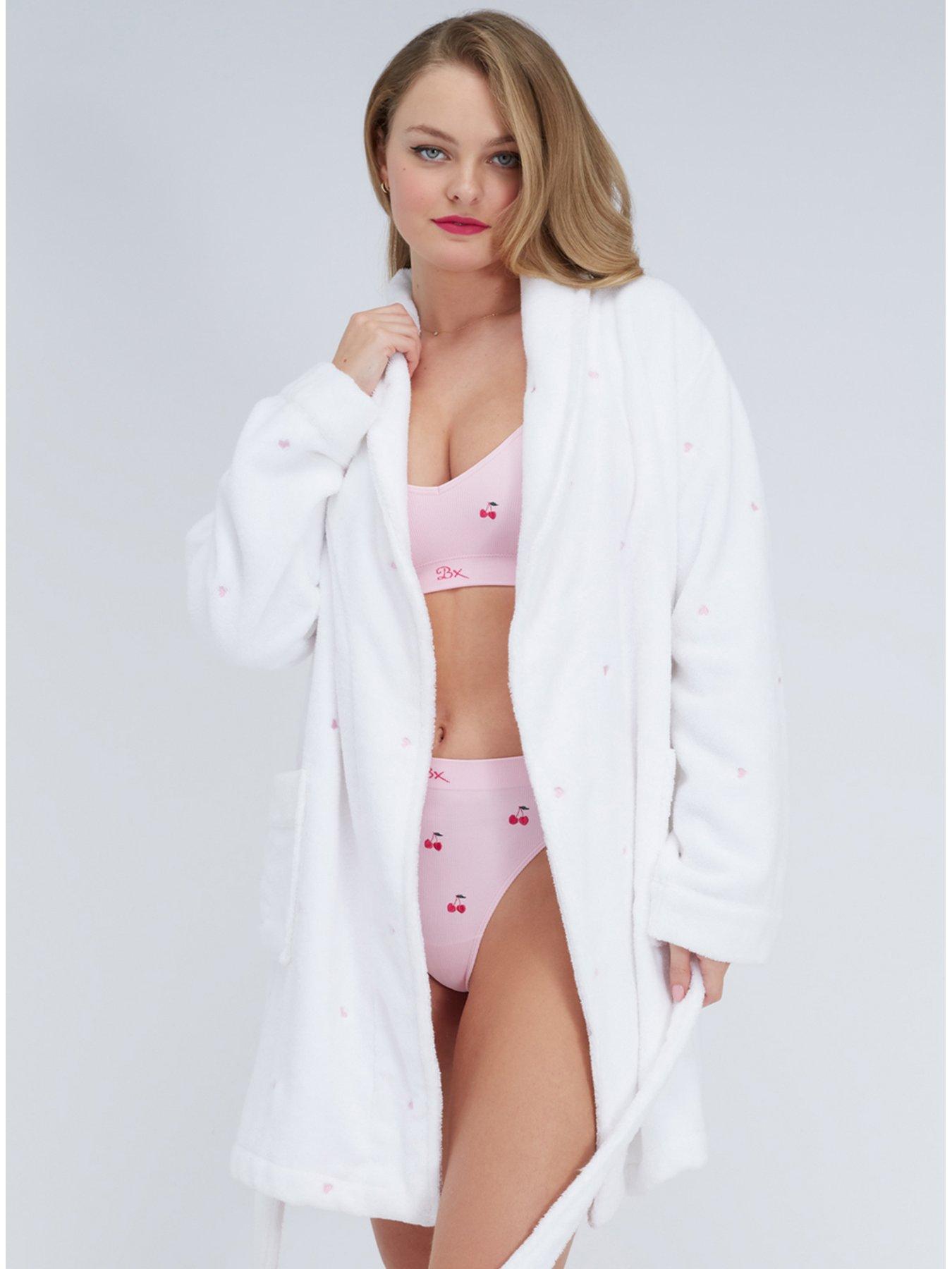 Image 3 of 5 of Boux Avenue Heart Towelling Short Robe - White