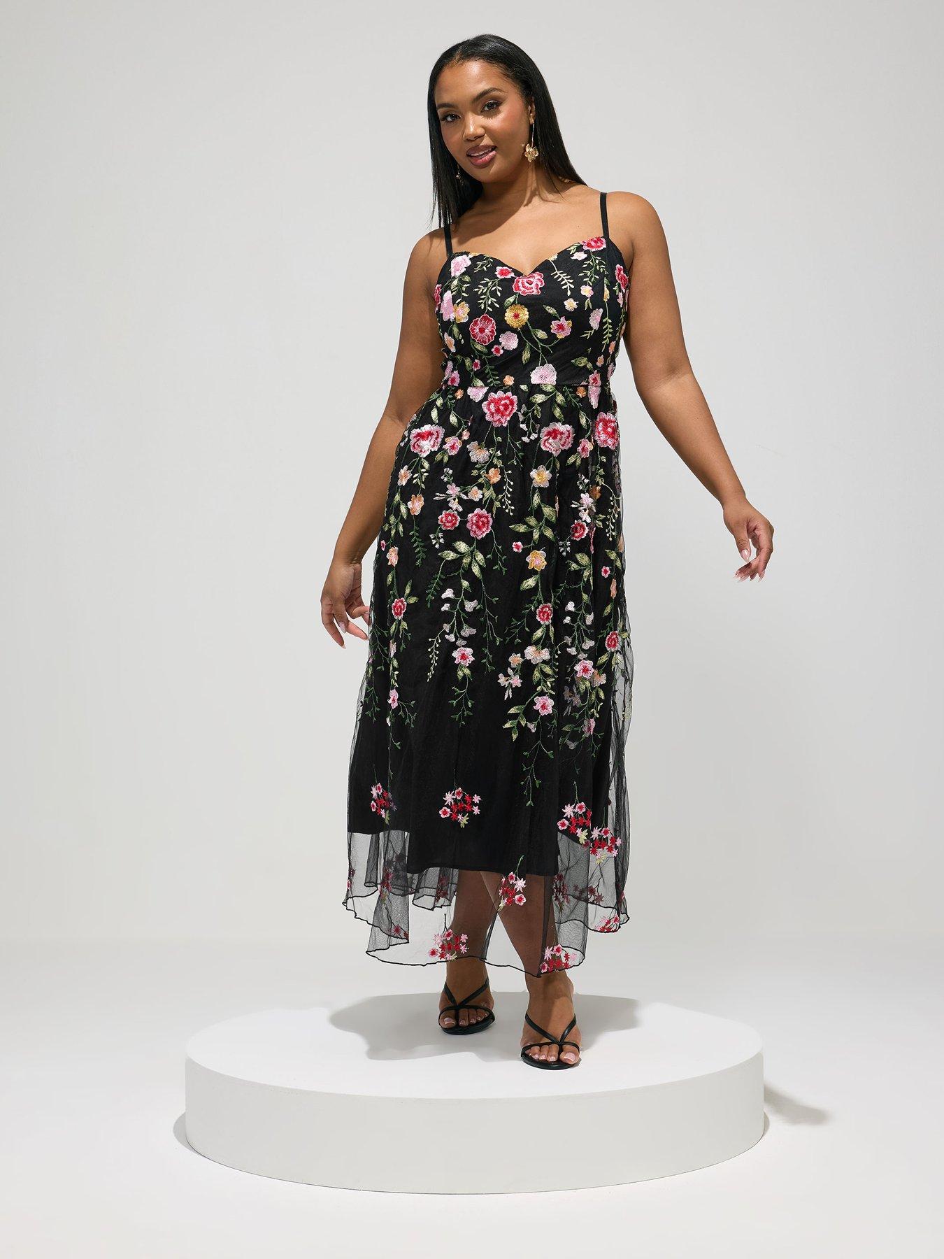 yours-curve-floral-strappy-dressoutfit