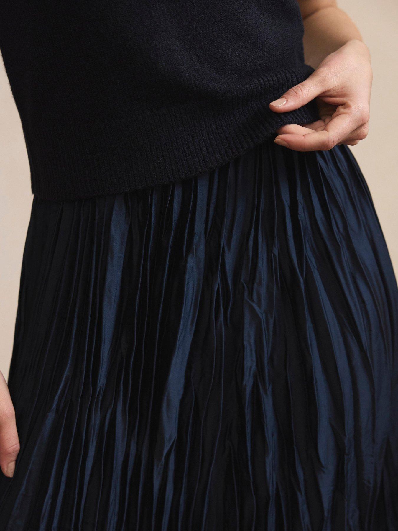 Image 4 of 6 of Mint Velvet Navy Knit Mix Midi Dress
