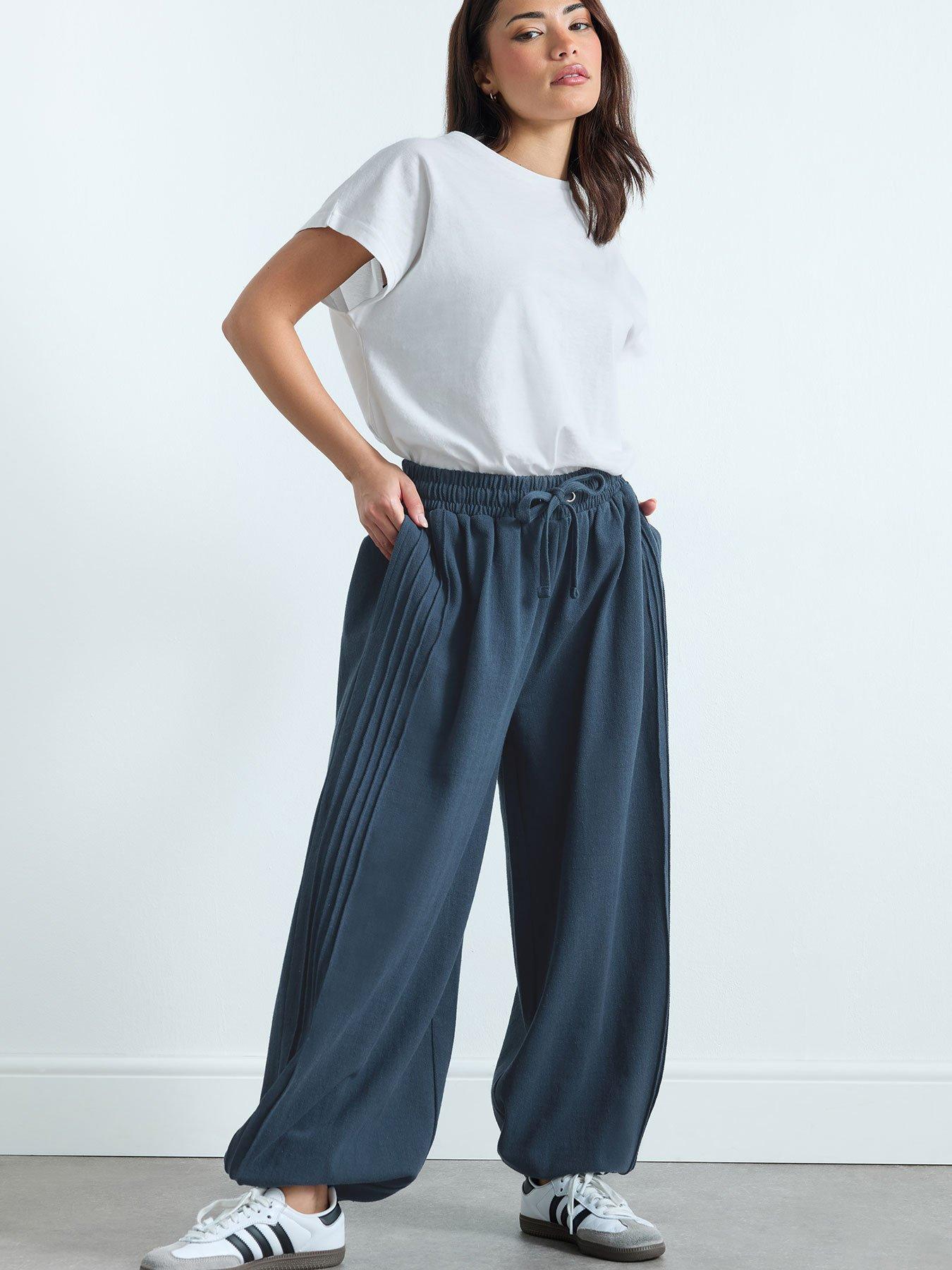 pixiegirl-petite-herringbone-balloon-joggerfront