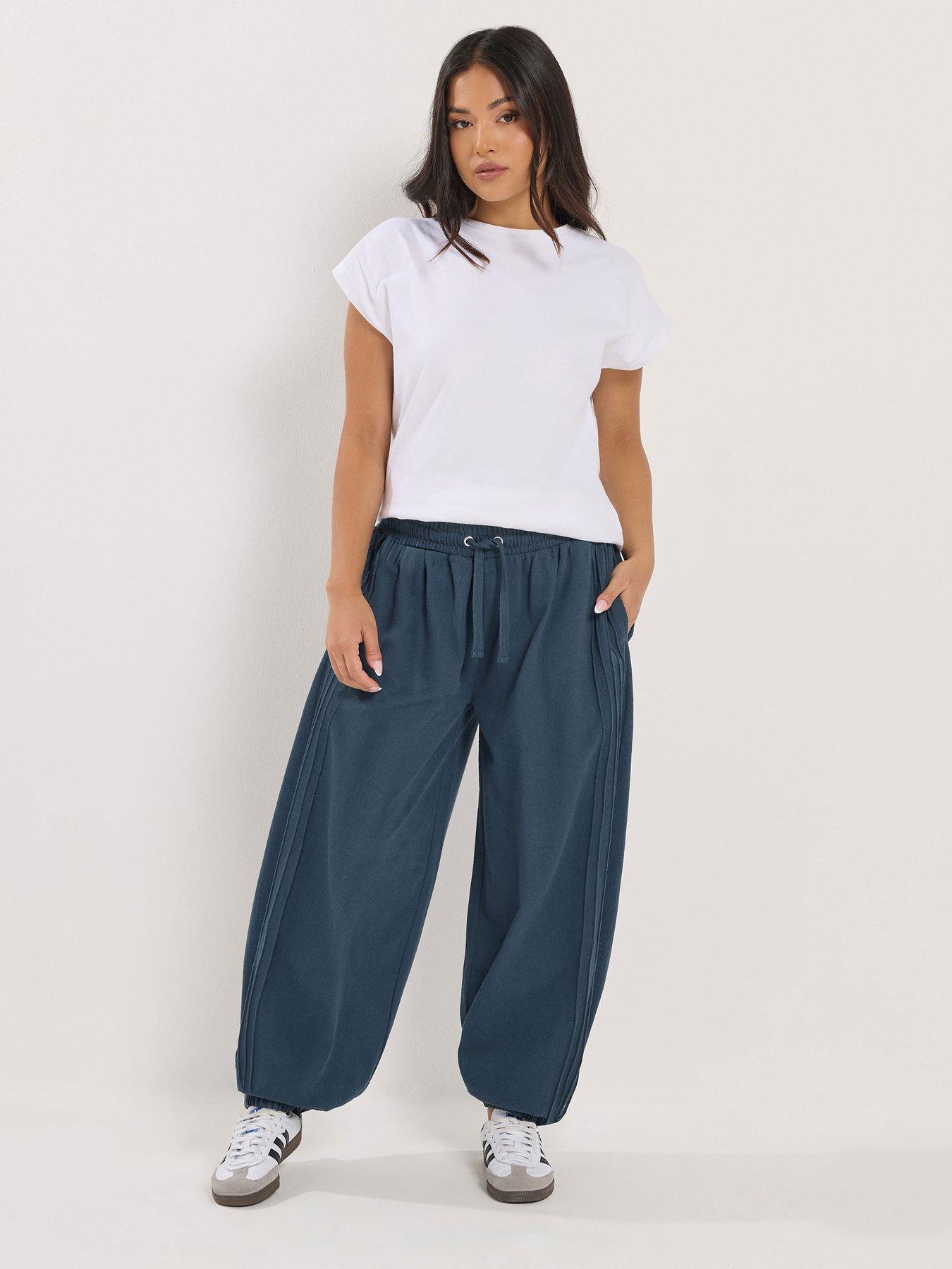 pixiegirl-petite-herringbone-balloon-joggerback