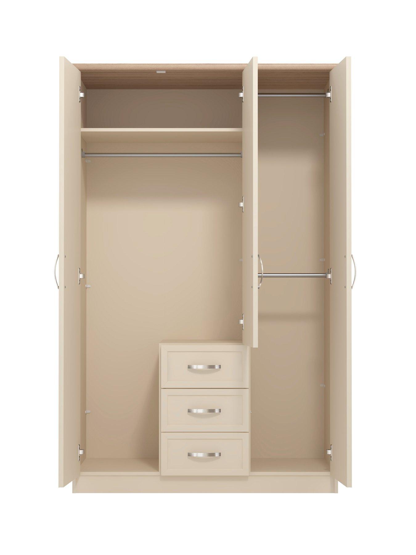 Image 5 of 7 of The Very Collection Camberley 3 Door 3 Drawer Mirrored Wardrobe