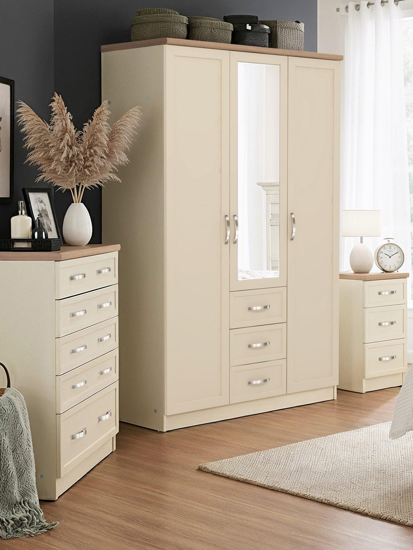 Image 7 of 7 of The Very Collection Camberley 3 Door 3 Drawer Mirrored Wardrobe