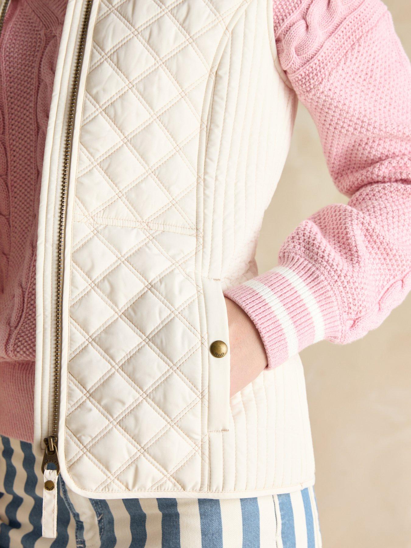 joules-minx-showerproof-diamond-quilted-gilet-creamoutfit