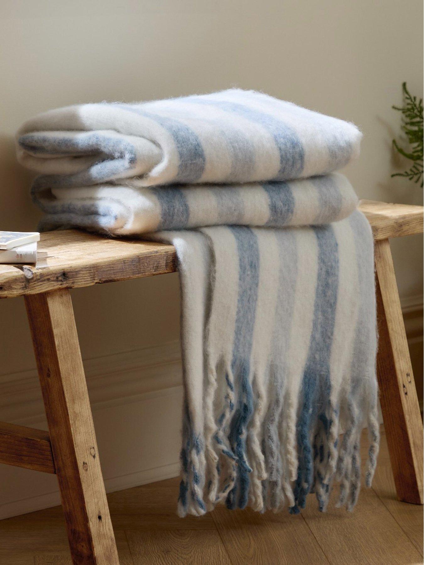 Wylder Beechwood 140X180 Throw