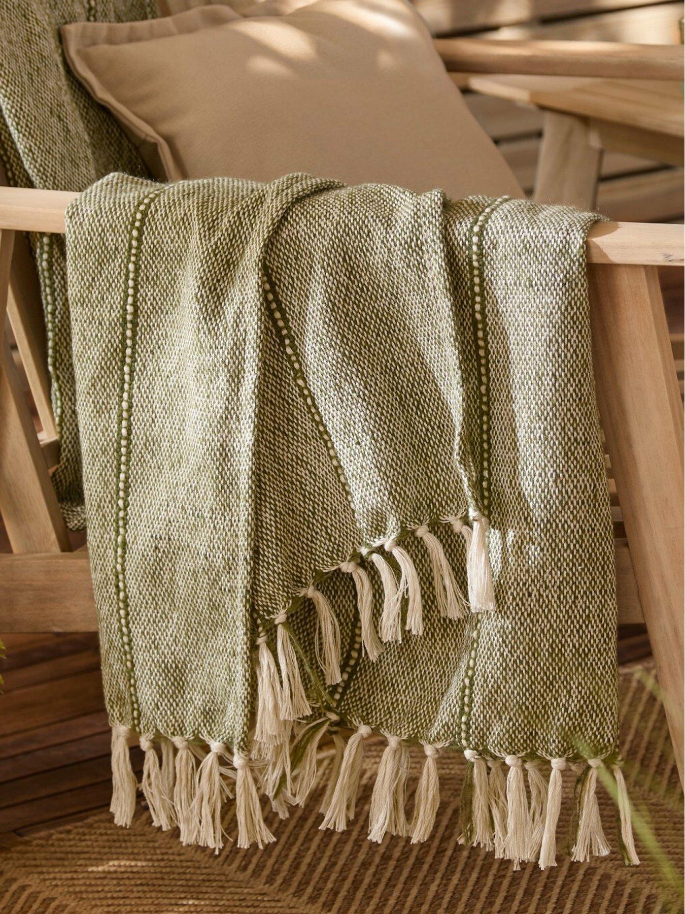 Image 1 of 5 of Yard Hedon 130X180 Outdoor Throw
