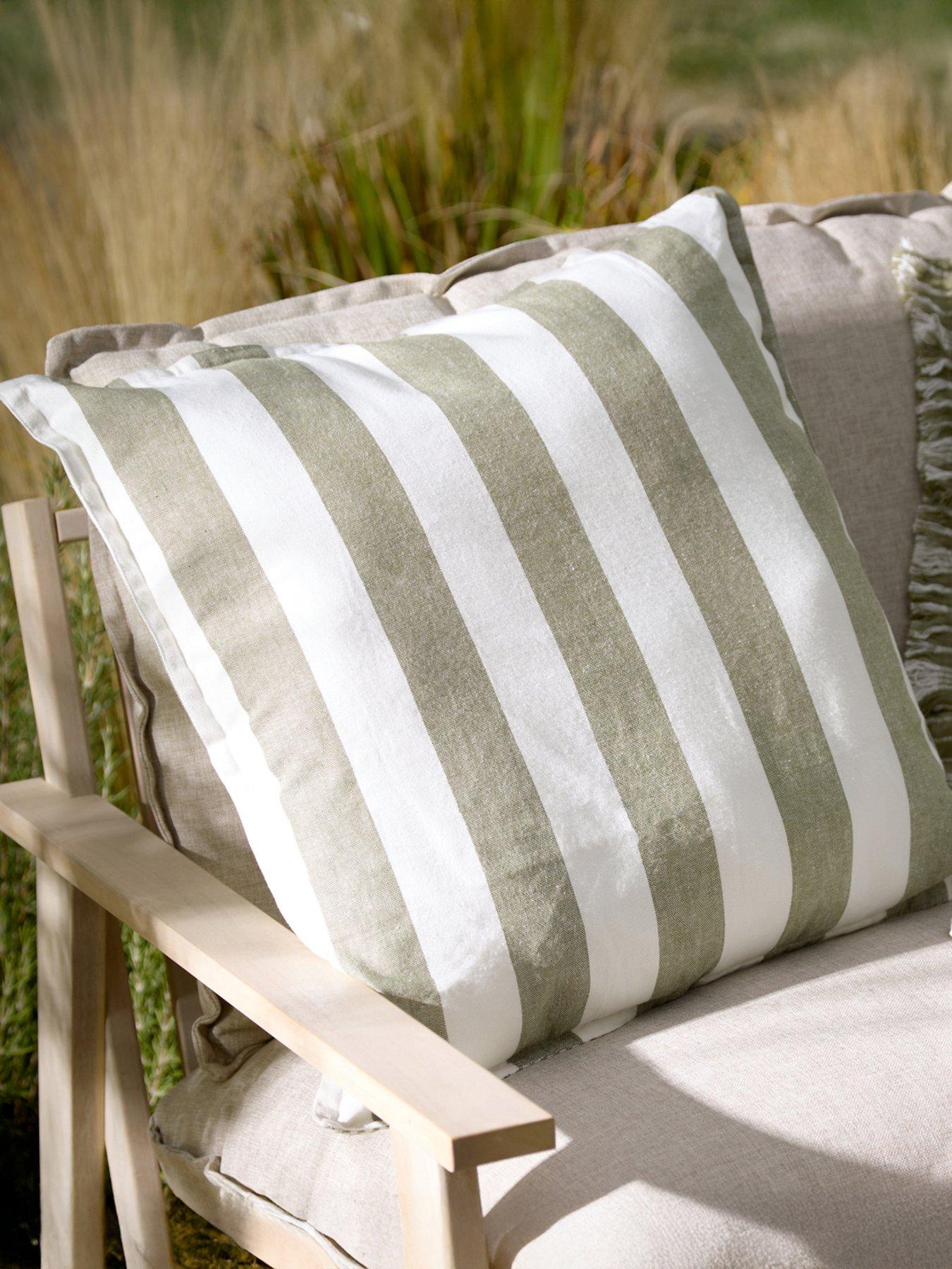 Yard Hayle 50X50 Outdoor Polyester Cushion