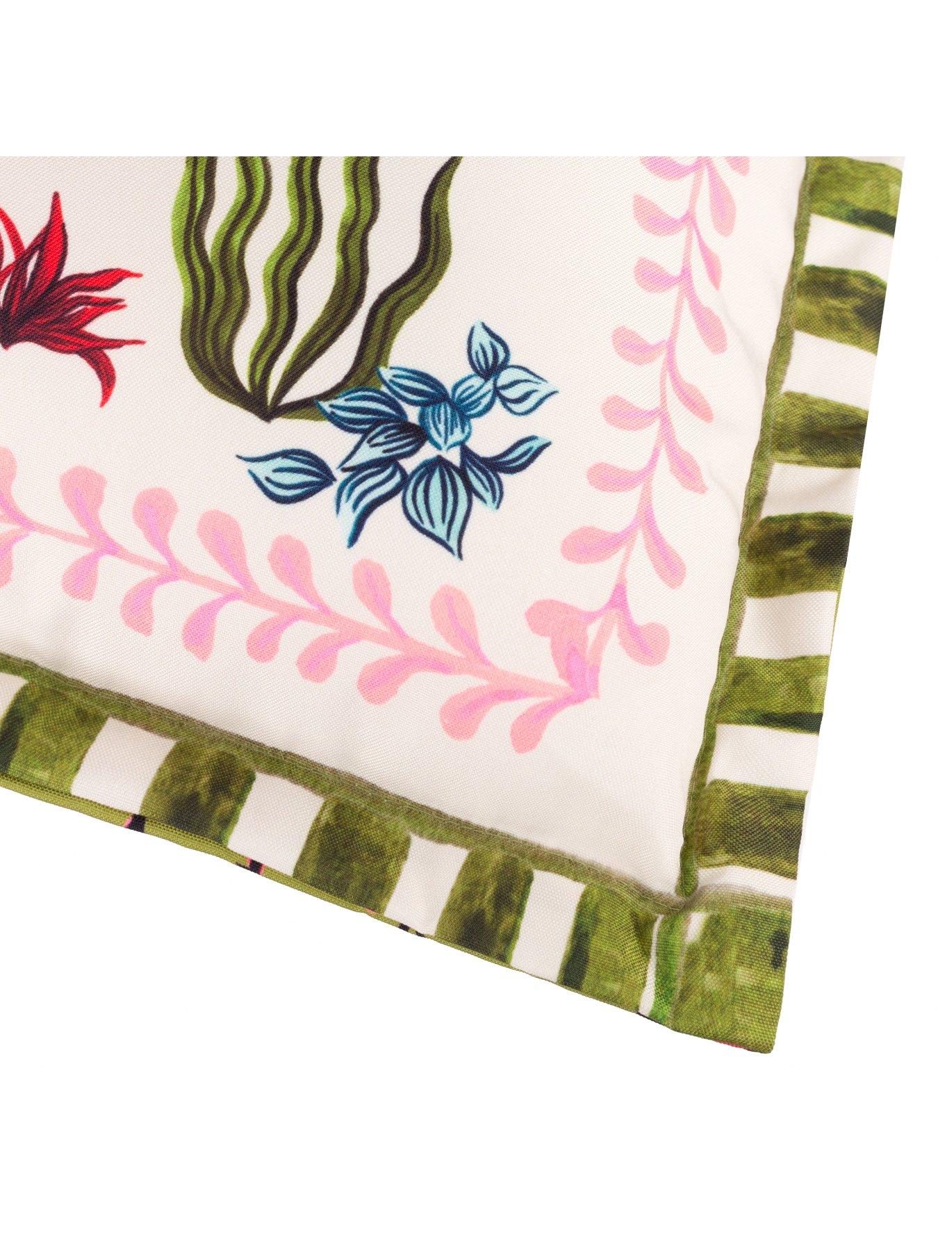 furn-tiger-dream-50x50-outdoor-polyester-cushion-multidetail