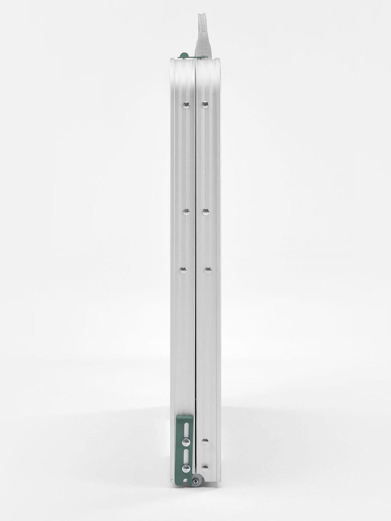 decathlon-table-46-people-green-tablestillFront