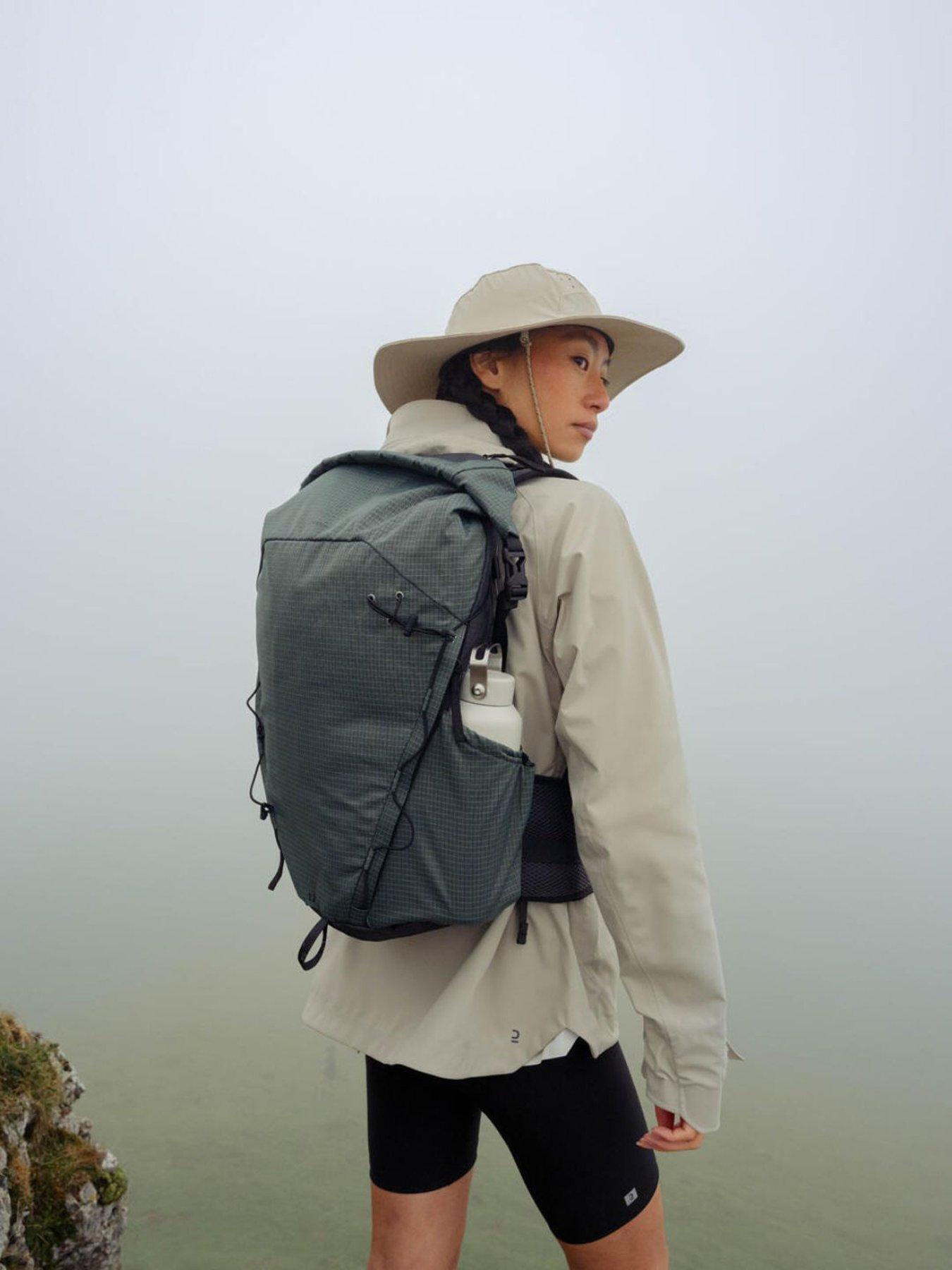 decathlon-backpack-mh500-light-22l-kakistillFront