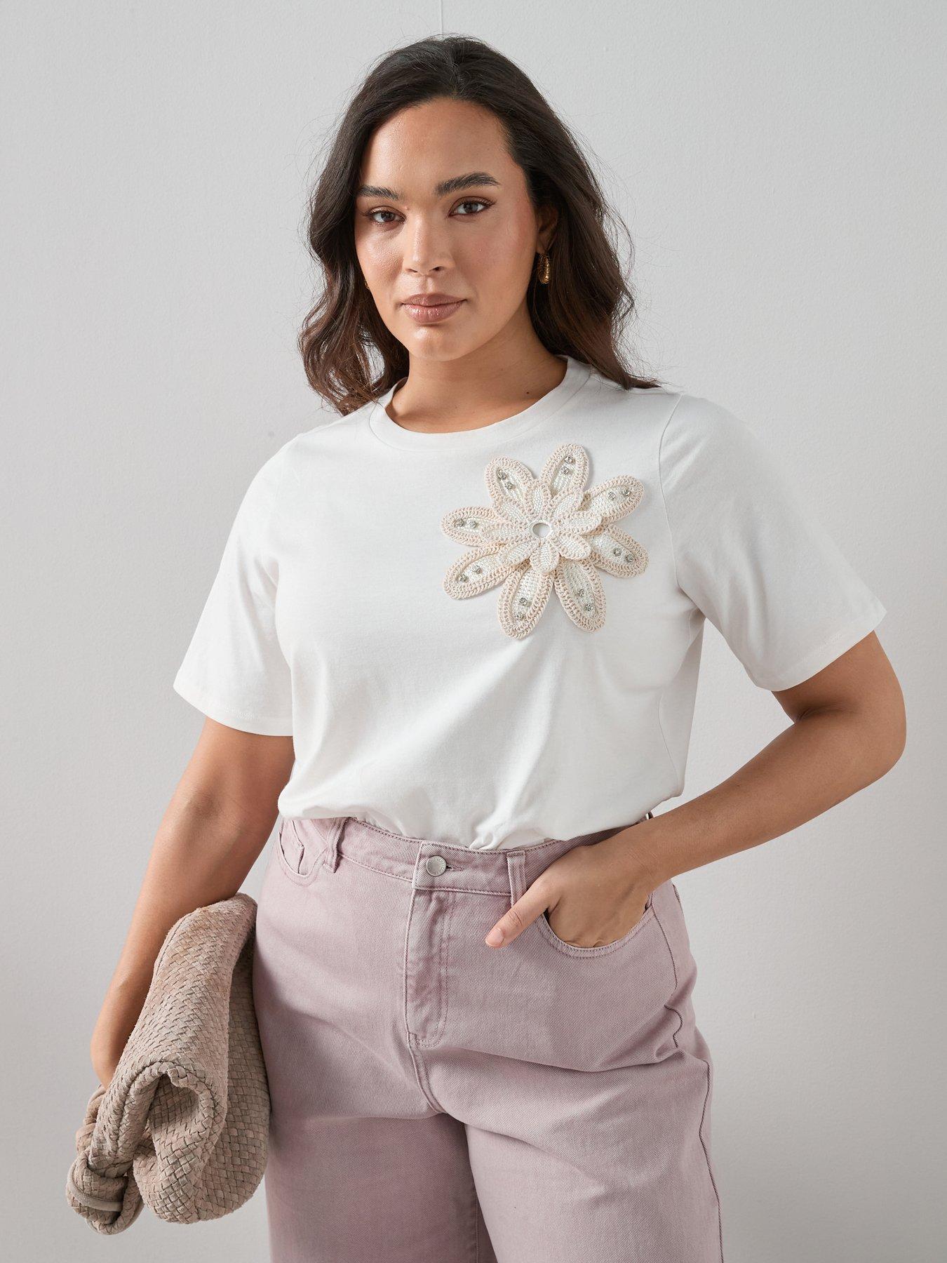 The Very Collection Curve Crochet Detail T-shirt