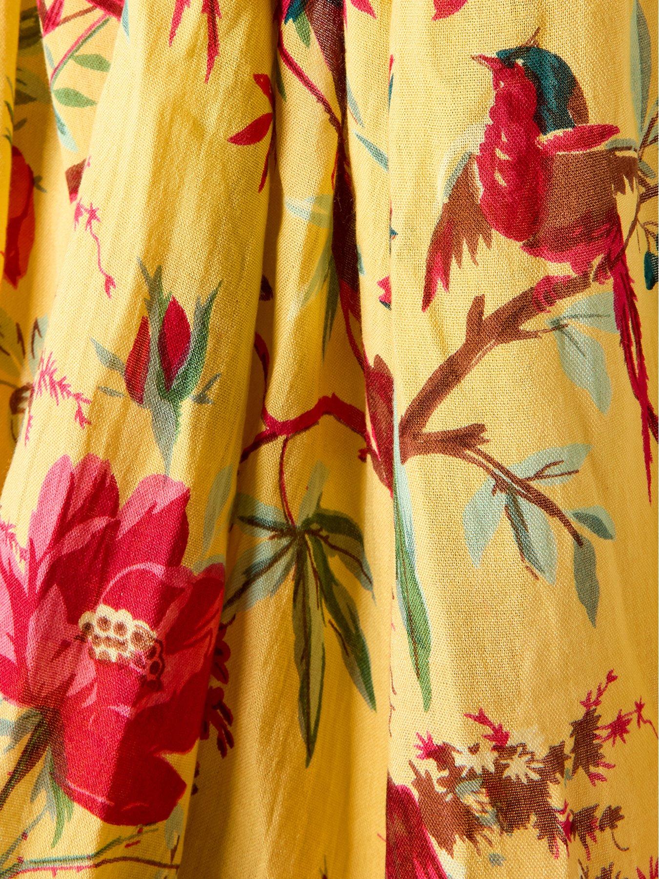 joe-browns-island-escape-scarf-yellowback