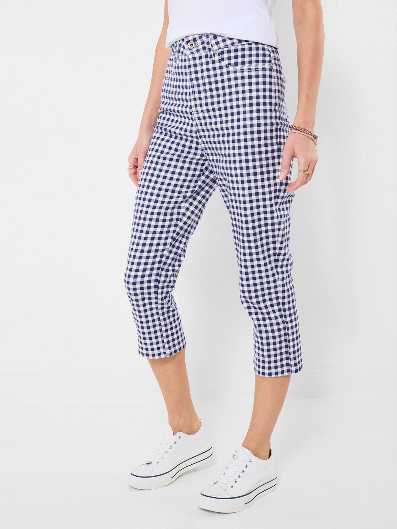 joe-browns-penelope-gingham-capri-pants-blueoutfit