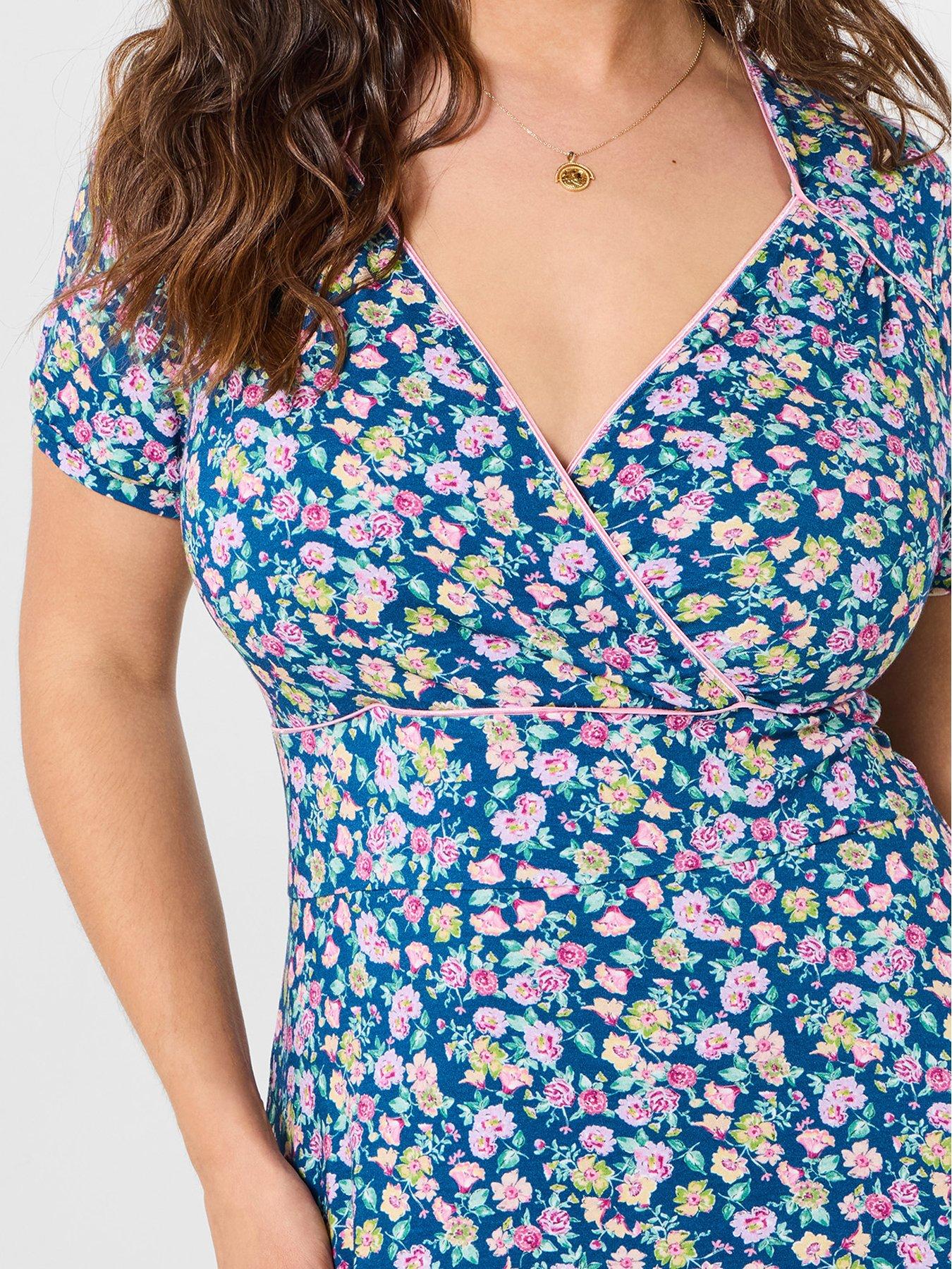 joe-browns-ditsy-daydreams-jersey-dress-blueoutfit