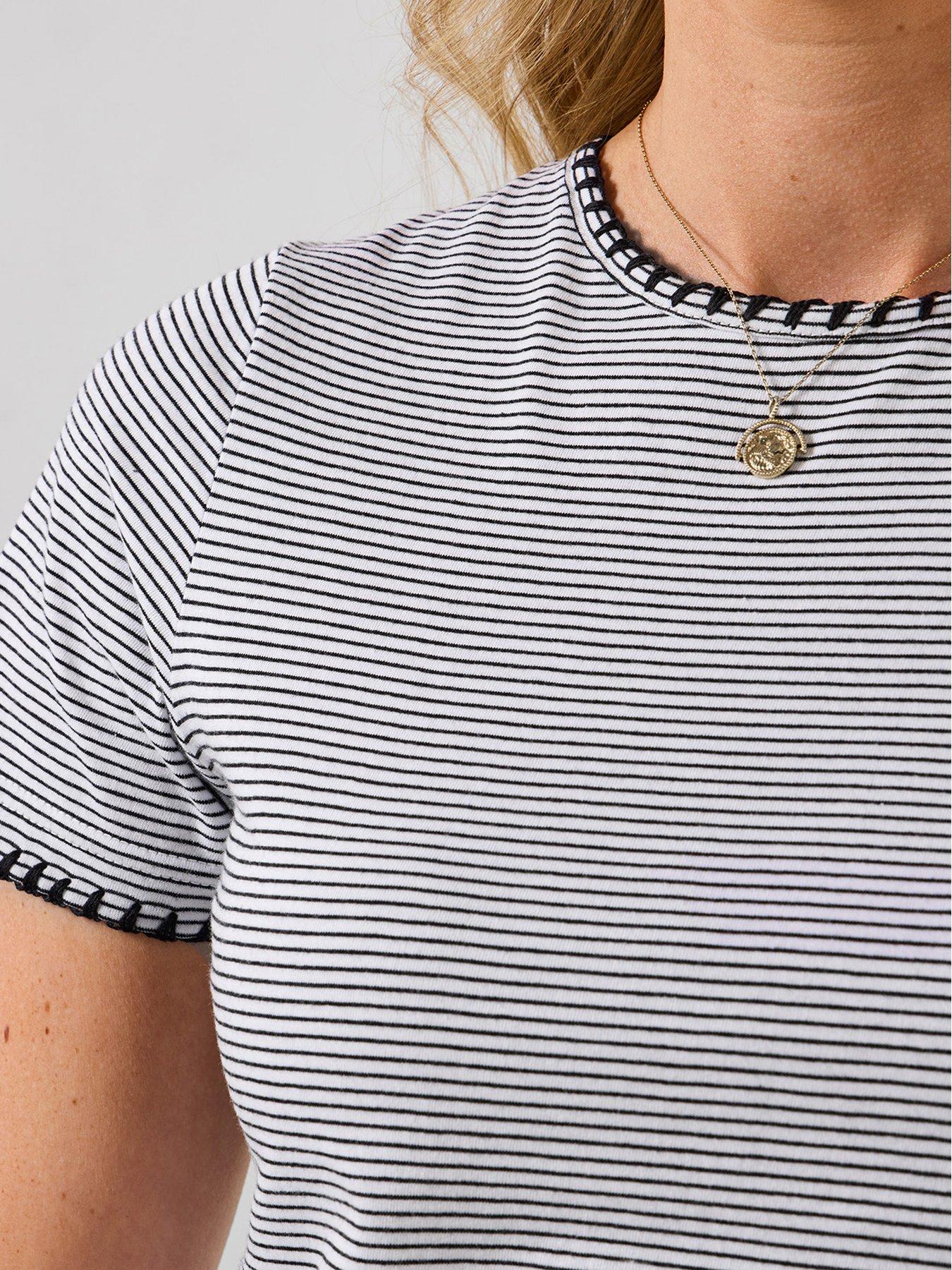 joe-browns-margot-stripe-t-shirt-blackoutfit