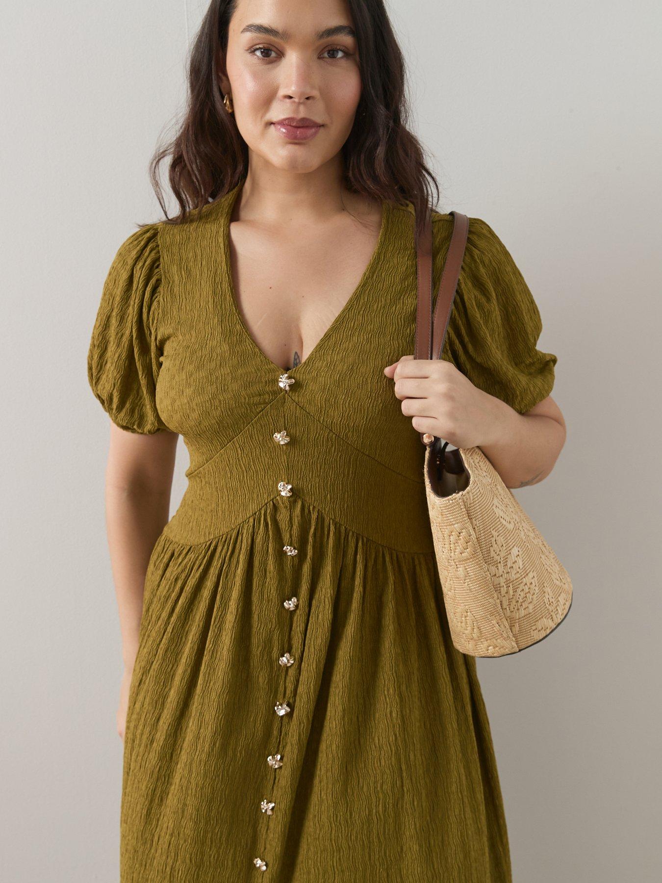 Image 5 of 6 of The Very Collection Curve Crinkle Button Detail Midi Dress - Olive