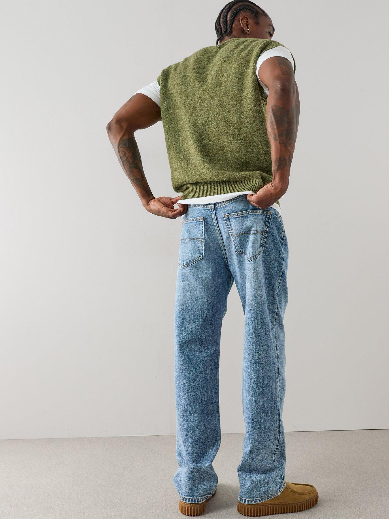 Image 2 of 7 of The Very Collection Loose Fit Jeans With Stretch - Light Blue Wash