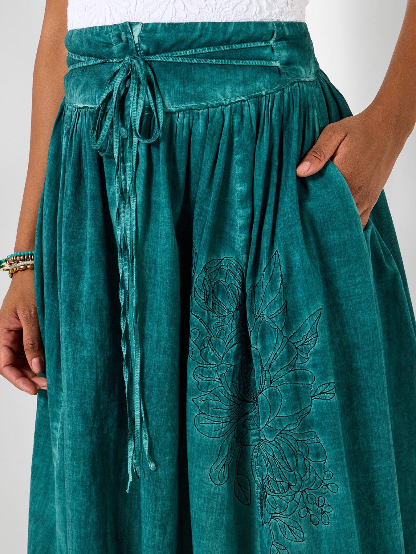 joe-browns-rosie-adjustable-embroidered-skirt-tealoutfit
