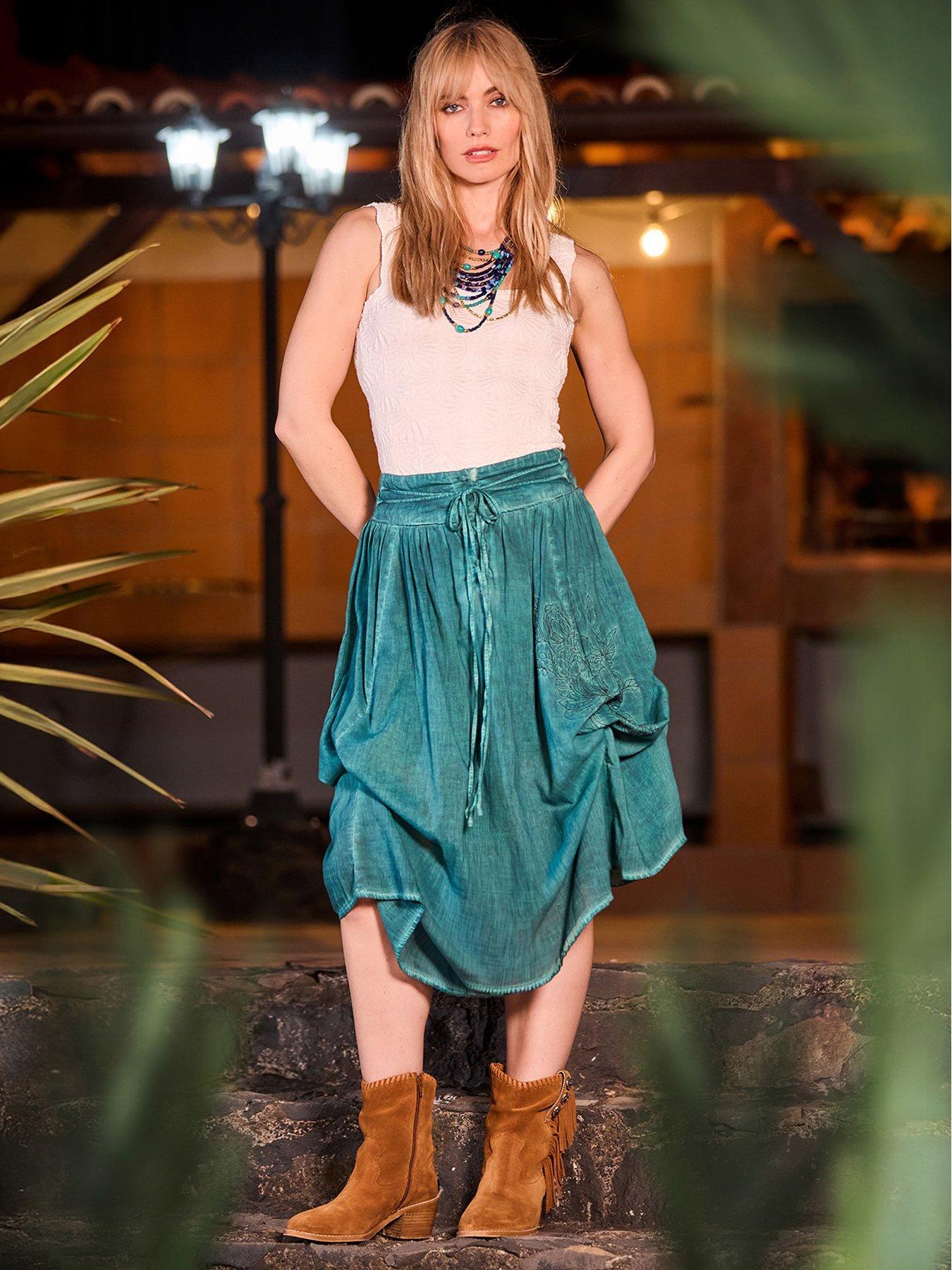 joe-browns-rosie-adjustable-embroidered-skirt-tealdetail