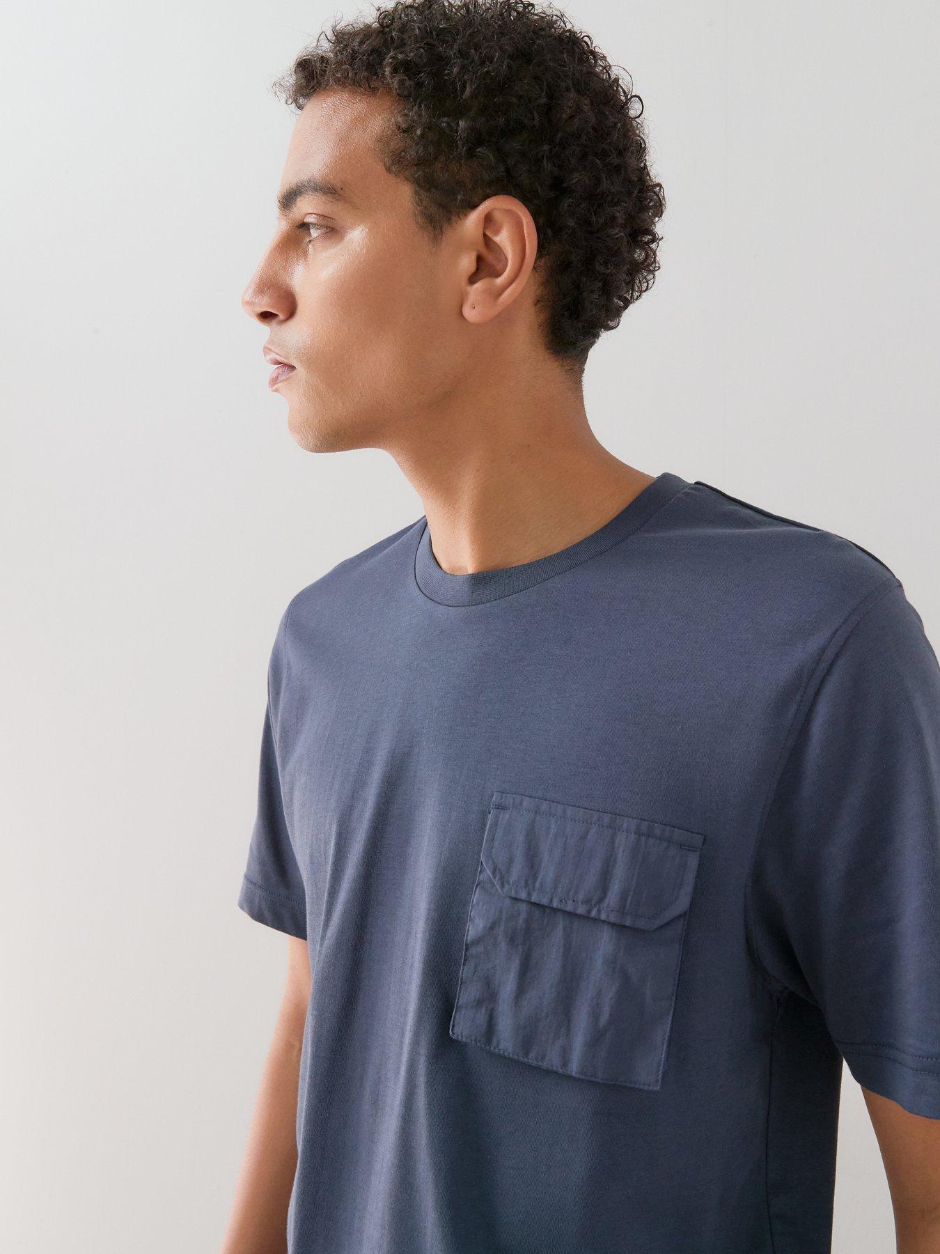 Image 6 of 7 of The Very Collection Front Pocket Tech T-Shirt - Navy