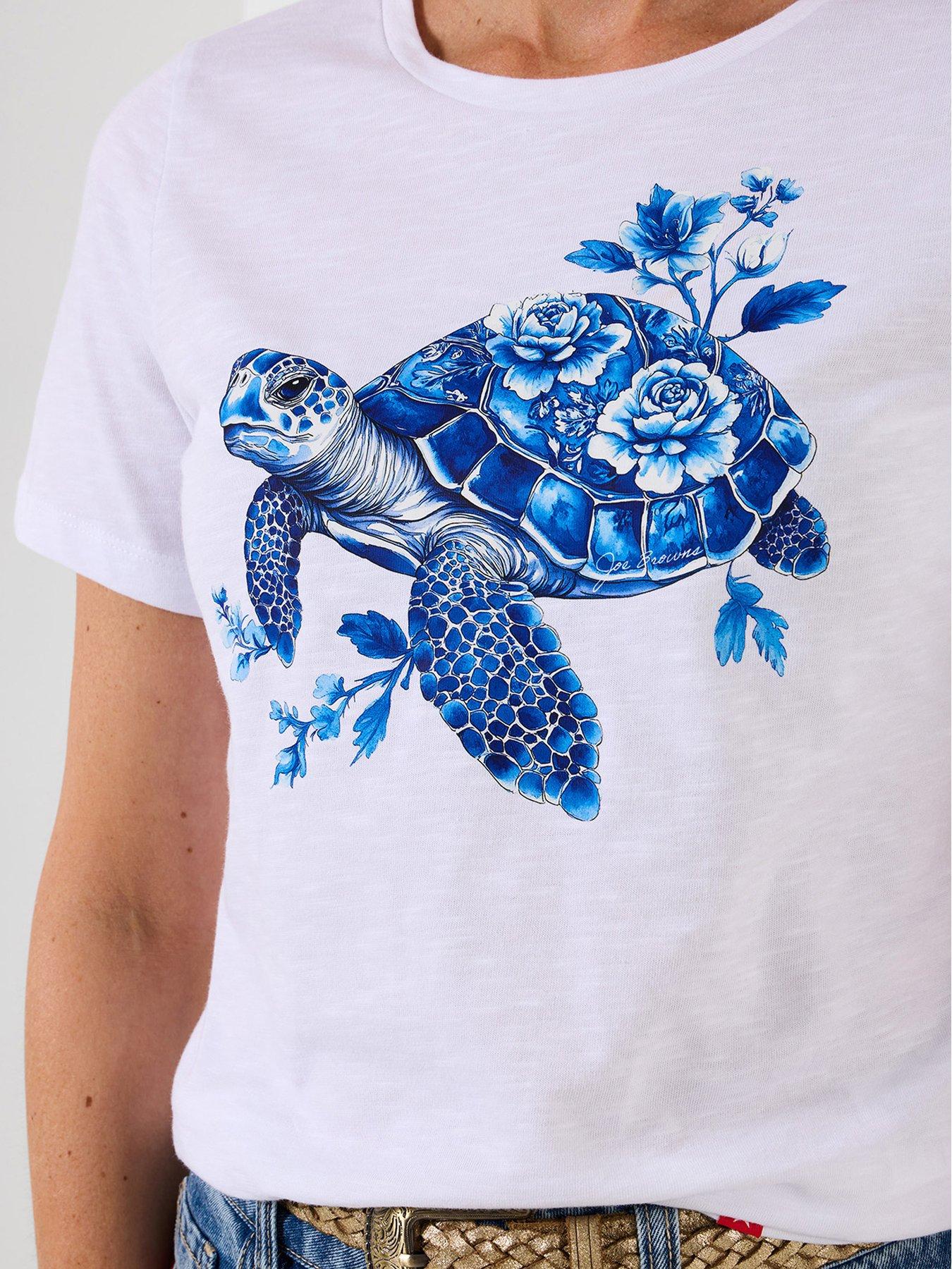 joe-browns-ocean-blues-turtle-graphic-t-shirt-whiteoutfit