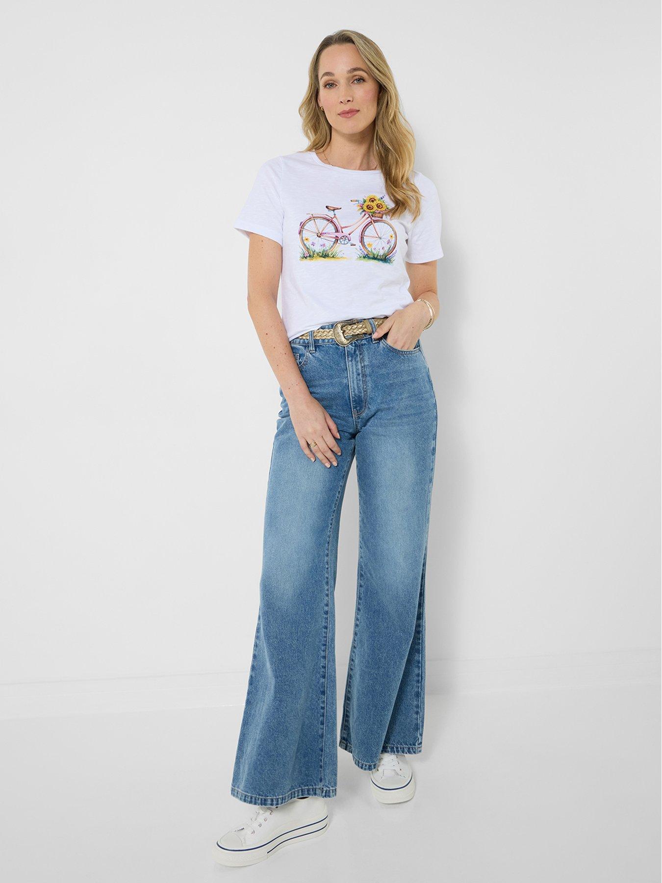 joe-browns-sunflower-strolls-graphic-t-shirt-whitefront