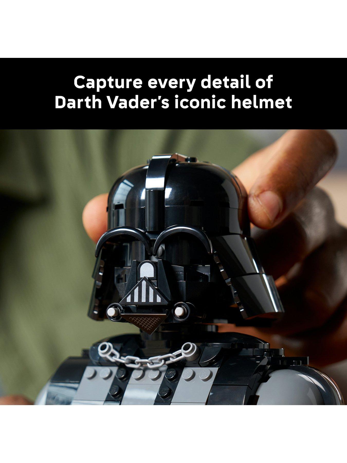 Image 4 of 8 of LEGO Star Wars DARTH VADER MINI BUST