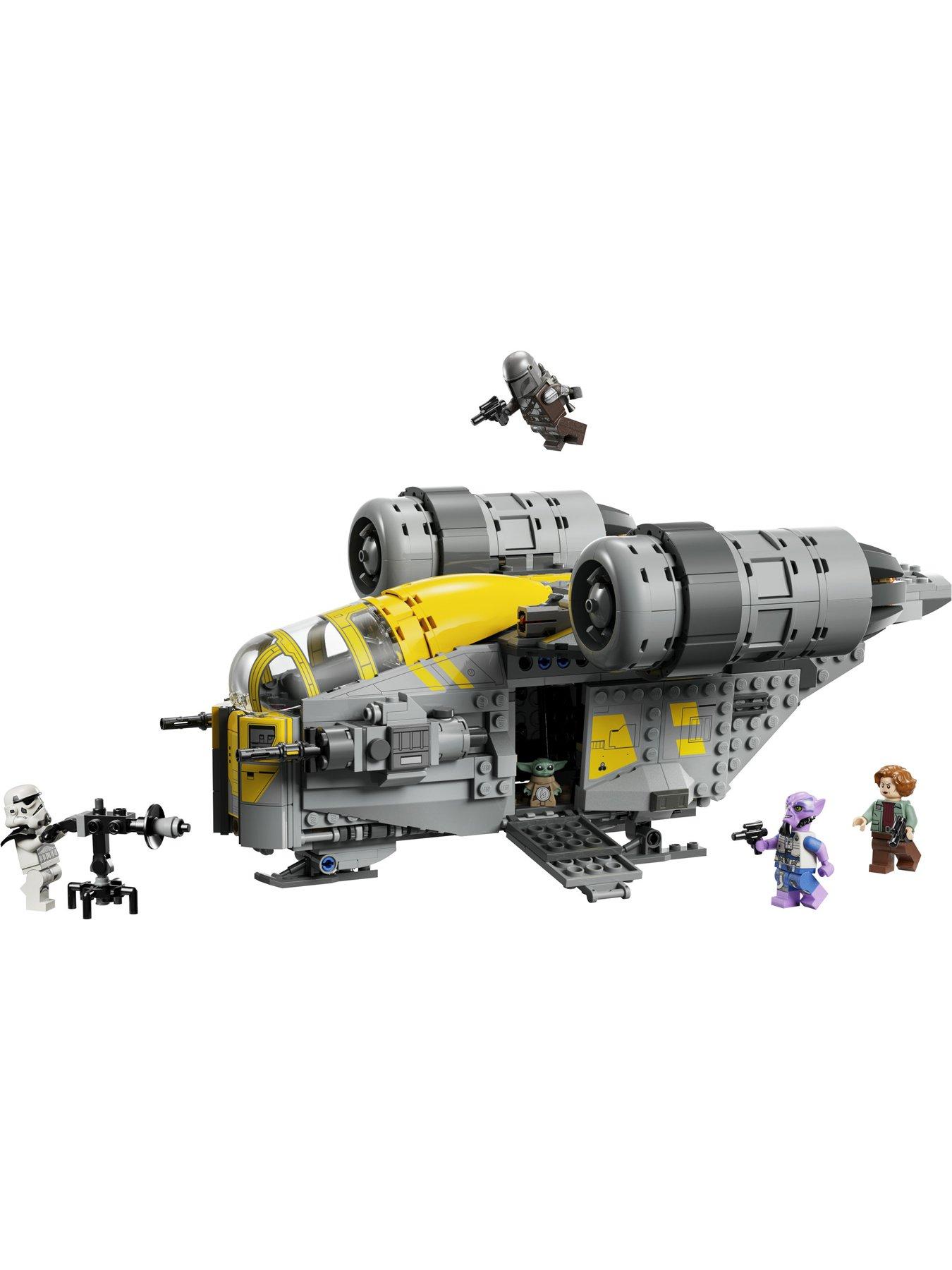 lego-star-wars-the-razor-crest-75447stillFront