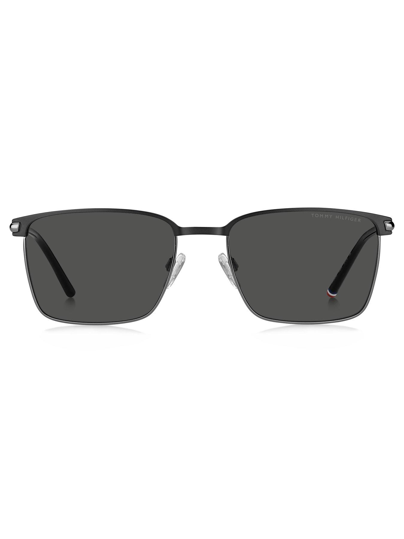 tommy-hilfiger-square-sunglasses-blackoutfit