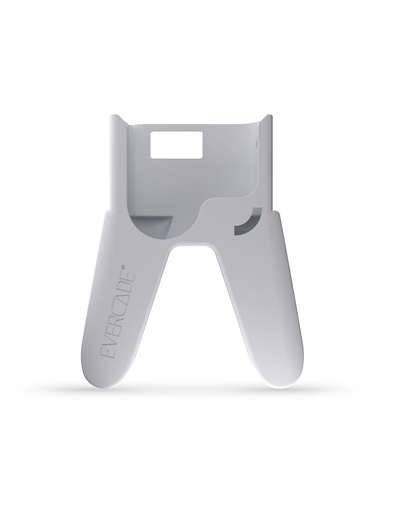 evercade-tate-grip-whiteoutfit