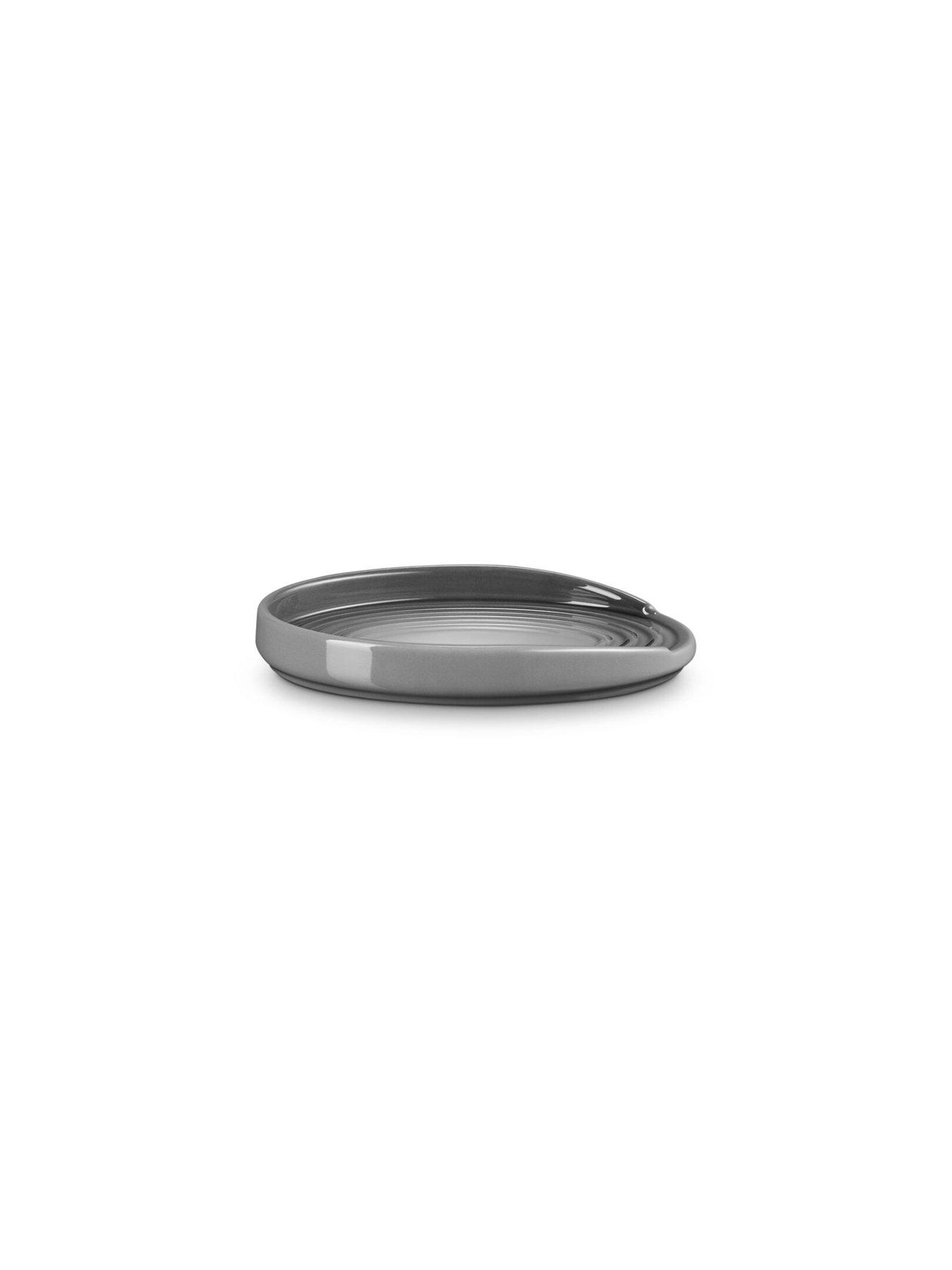 le-creuset-le-creuset-stoneware-oval-spoon-rest-flintback