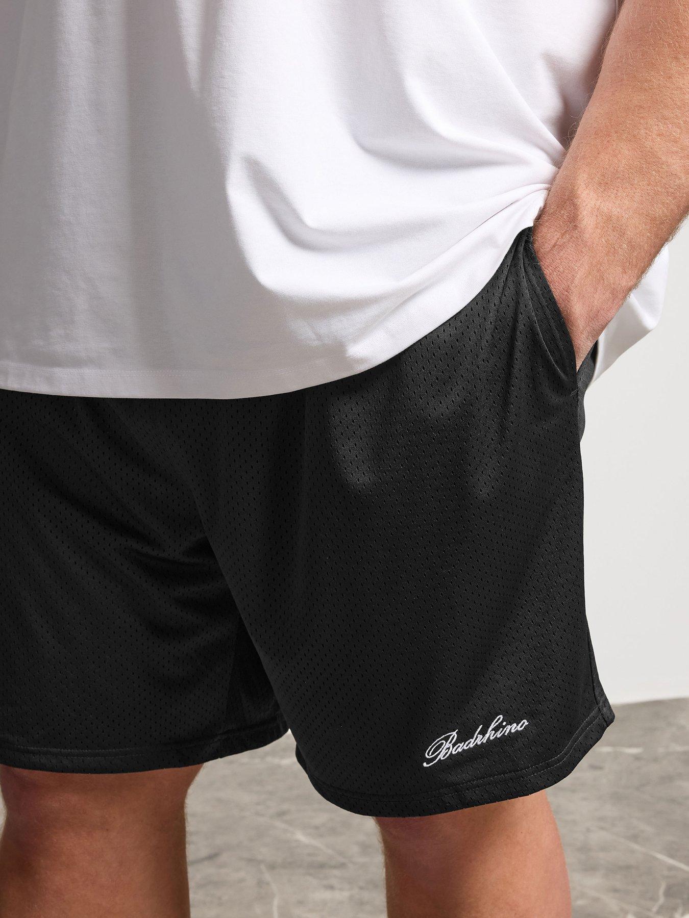 badrhino-lightweight-mesh-shorts-blackoutfit