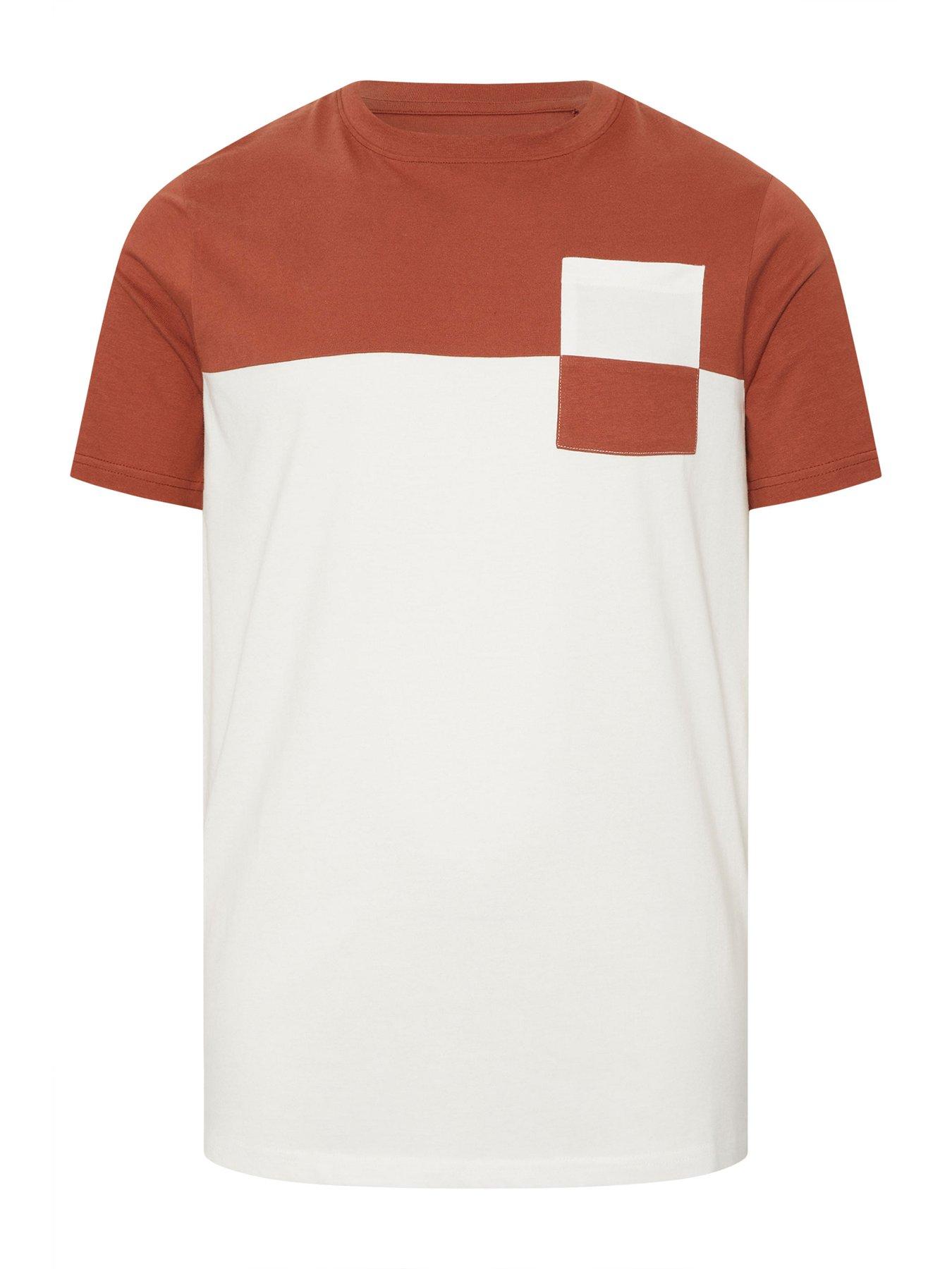 badrhino-pocket-t-shirt-reddetail